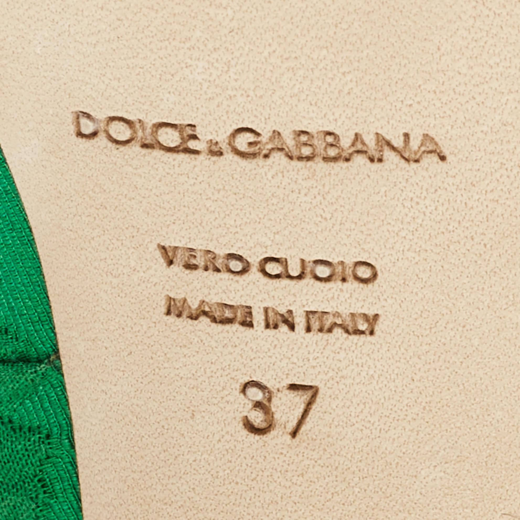 Escarpins Dolce & Gabbana à bout ouvert en toile blanc/vert, taille 37 en vente 3
