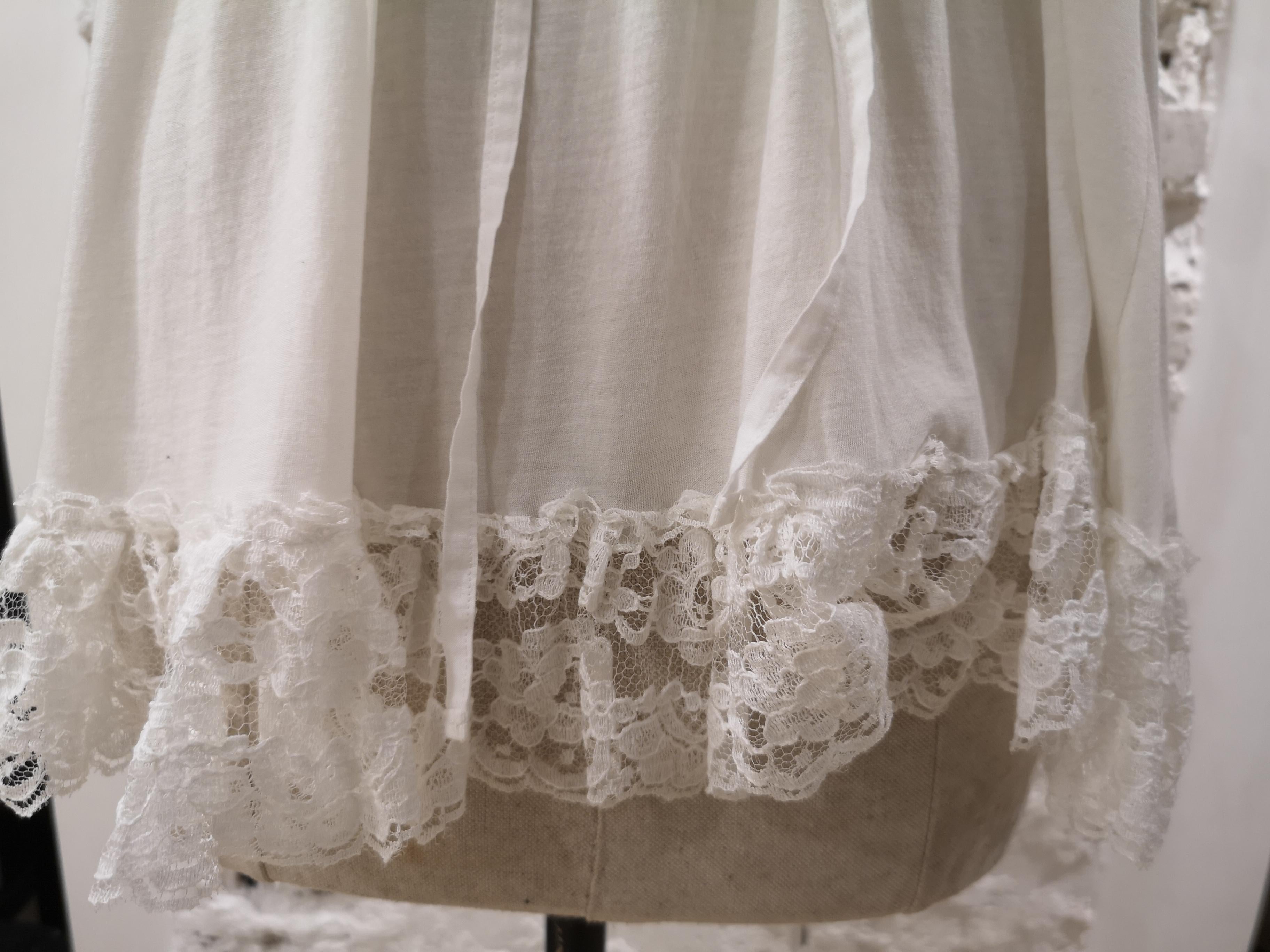 Weißes T-Shirt aus Baumwolle mit Spitze von Dolce & Gabbana 2