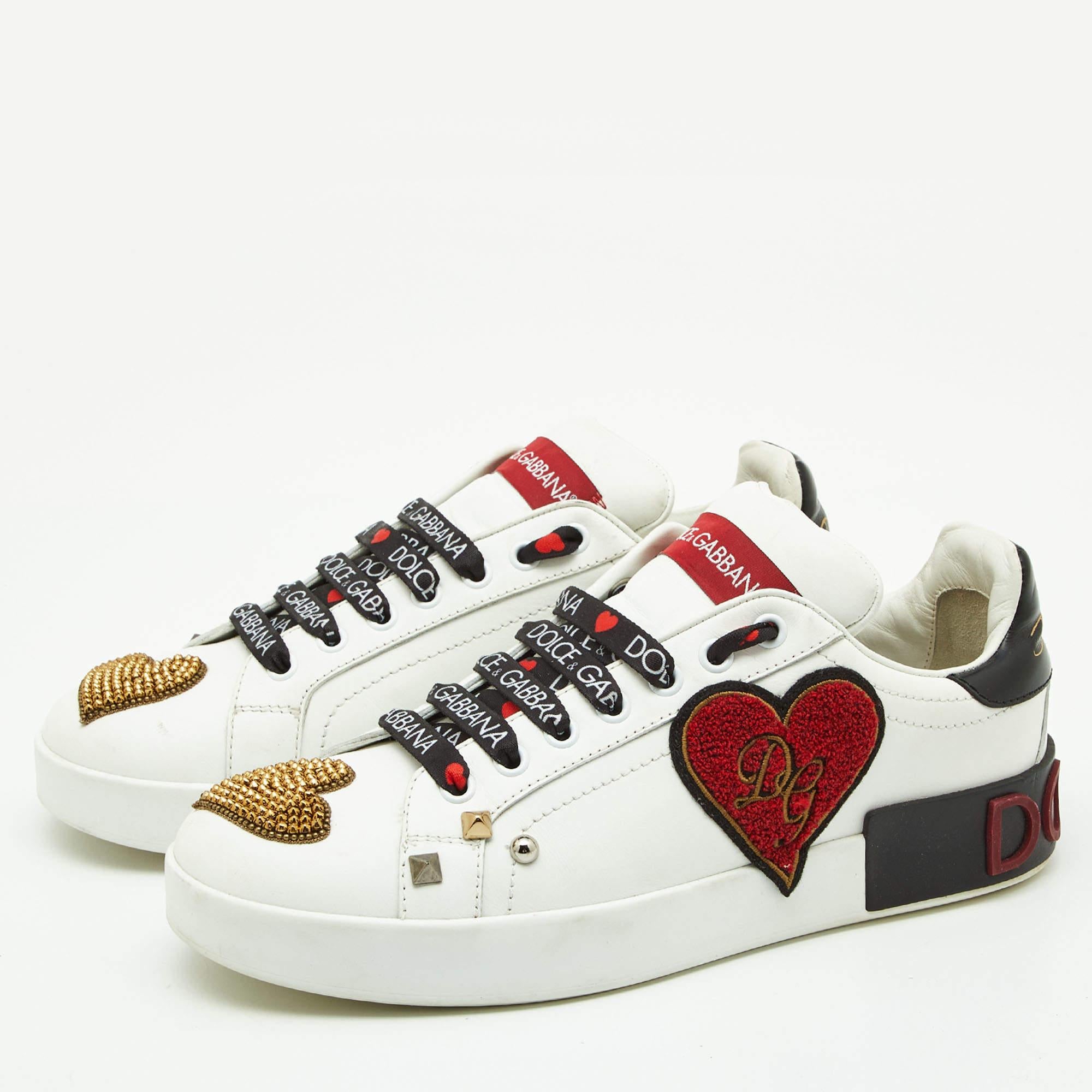 Dolce & Gabbana White Leather Portofino Heart Low Top Sneakers Size 39.5 In Good Condition In Dubai, Al Qouz 2