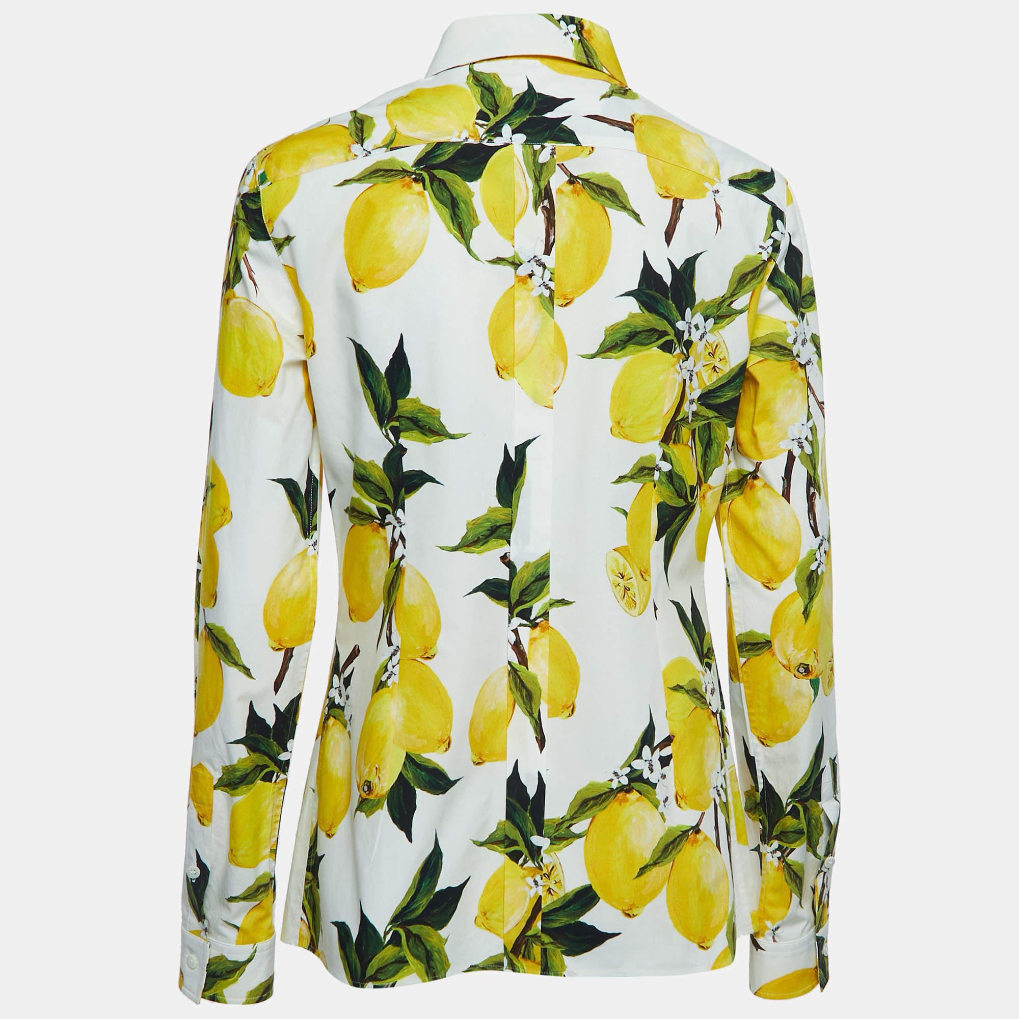Shirts are an indispensable part of a wardrobe, so this brand brings you a creation that is both versatile and stylish. It has been tailored from quality material with striking white lemon print. The shirt is detailed with signature elements and a