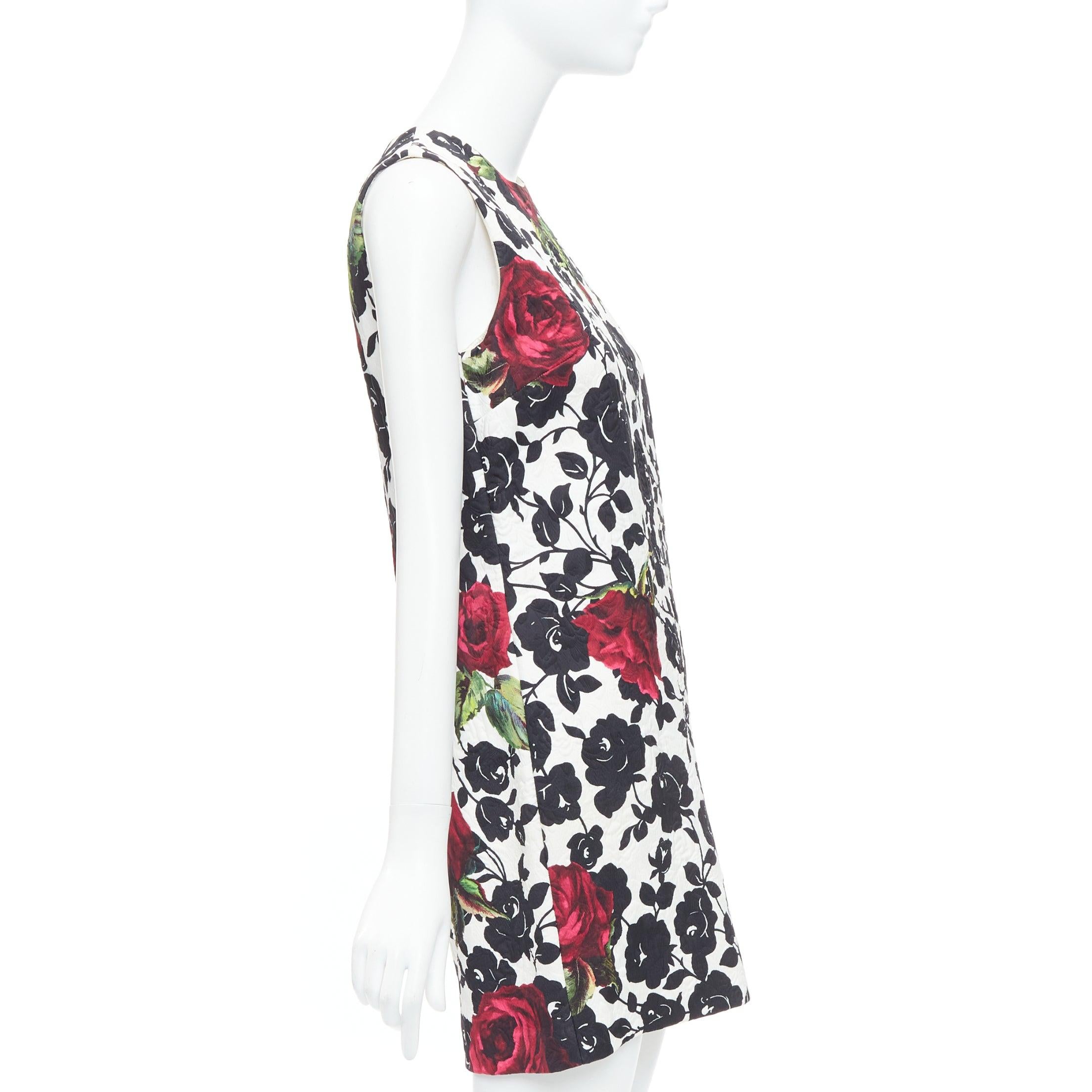 DOLCE GABBANA white red rose floral jacquard crew shift dress IT42 M In Fair Condition In Hong Kong, NT