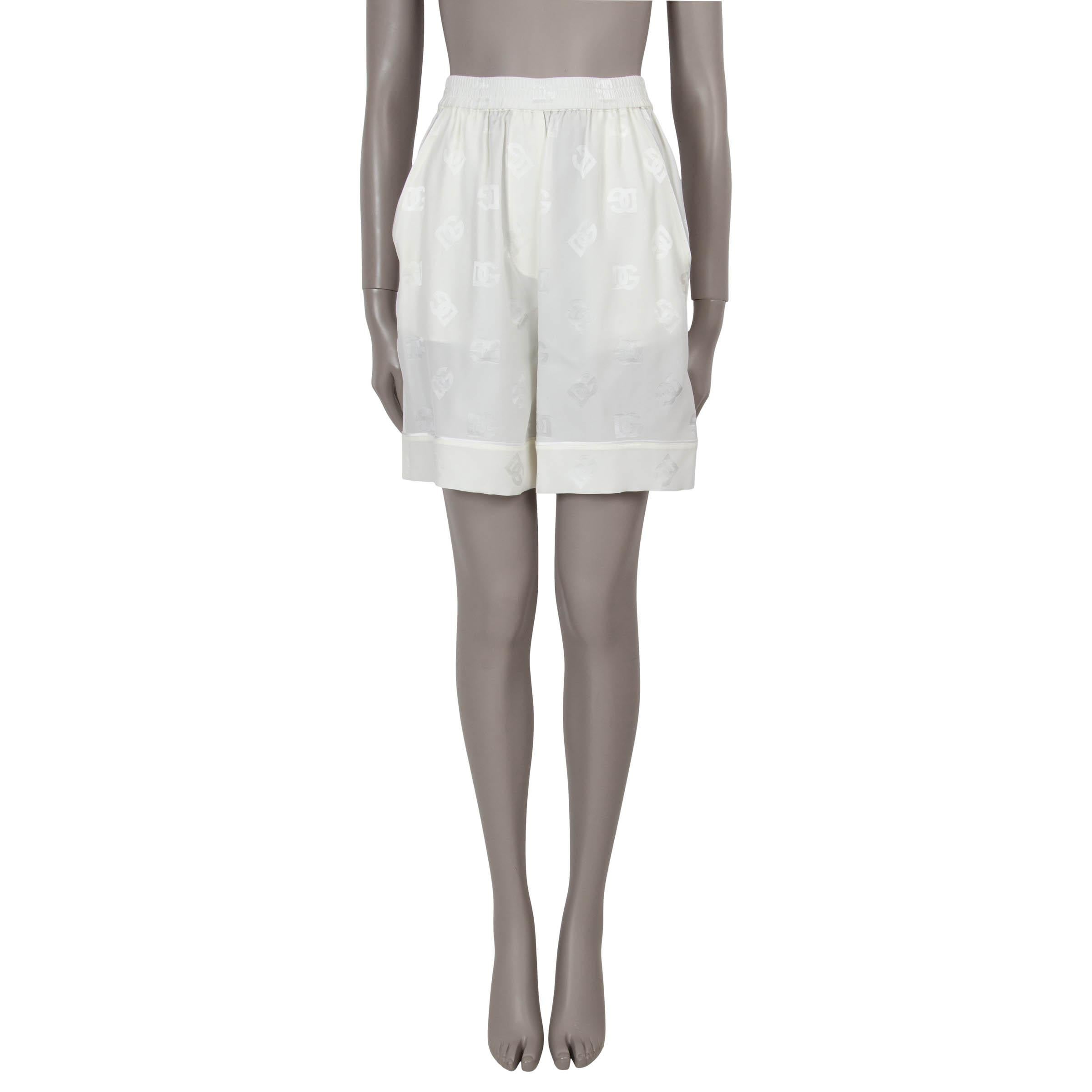 DOLCE & GABBANA white silk 2024 SATIN JACQUARD BERMUDA Shorts Pants 40 S im Zustand „Hervorragend“ im Angebot in Zürich, CH