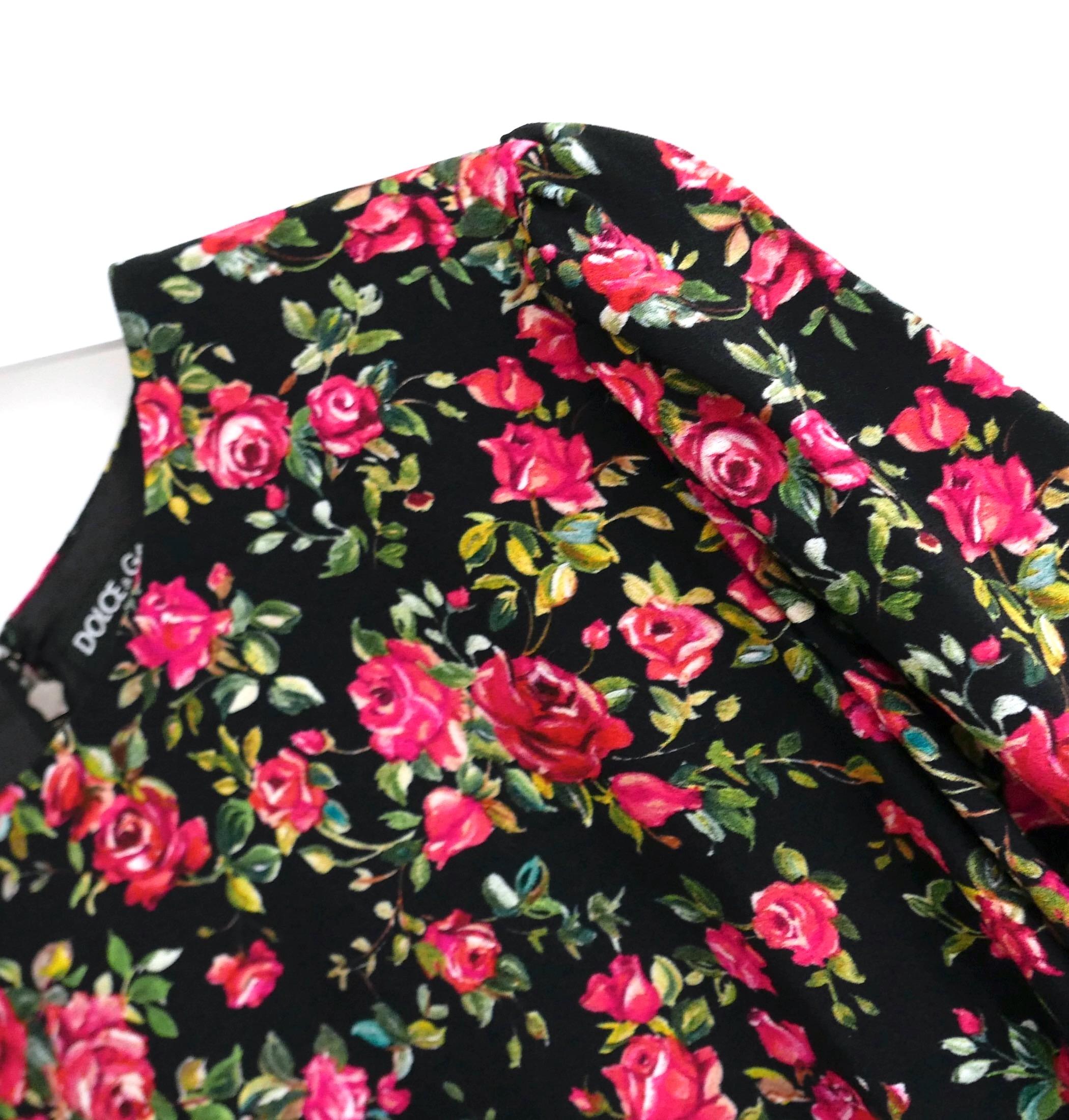 Vestido tubo con estampado de rosas silvestres Dolce & Gabbana Negro en venta