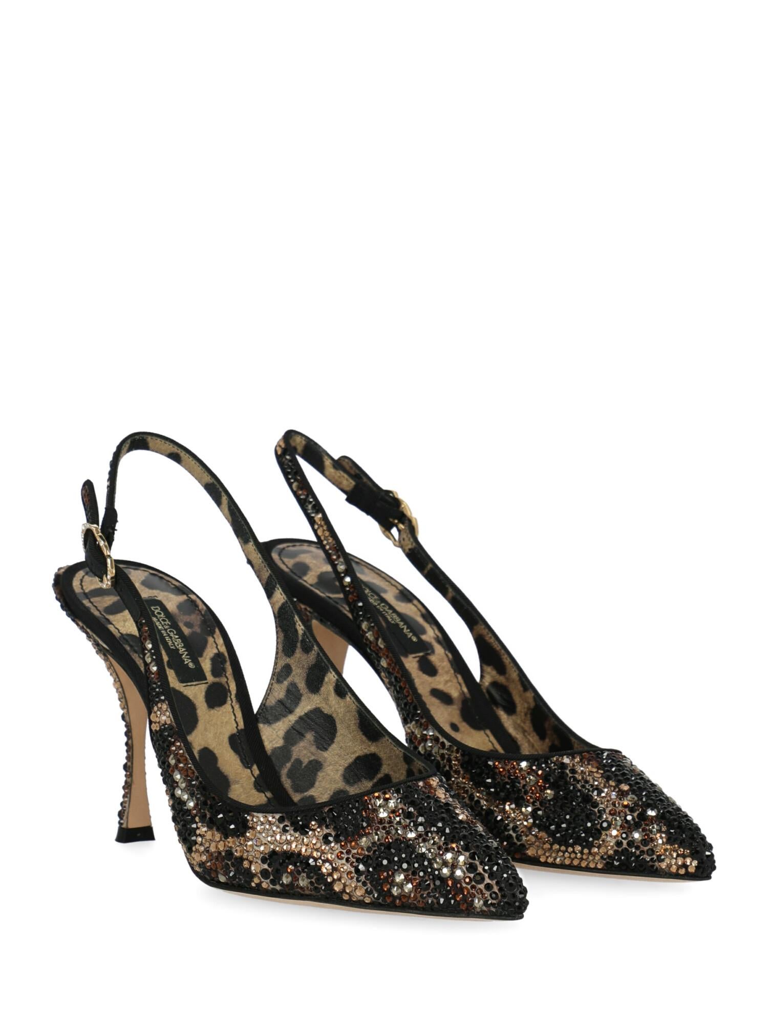 Woman, fabric, animal print, buckle fastening, ligth gold-tone hardware, pointed toe, branded insole, tapered heel, high heel

Includes:
- Dust bag
- Box

Product Condition: Excellent

Measurements:
Height: 10 cm

Composition:
Upper: 100%