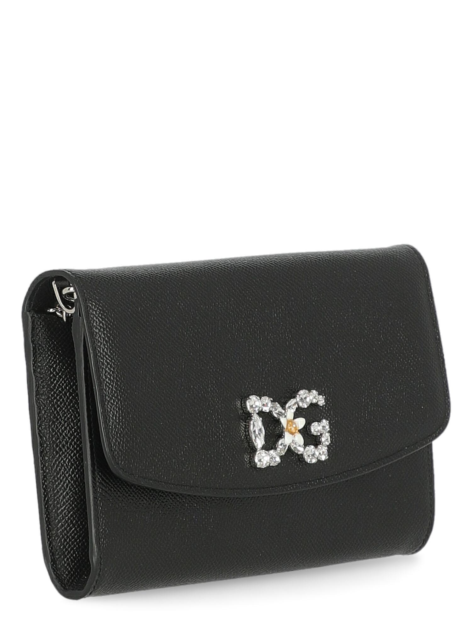 Dolce & Gabbana Woman Shoulder bag Wallet On Chain Black Leather In Excellent Condition In Milan, IT