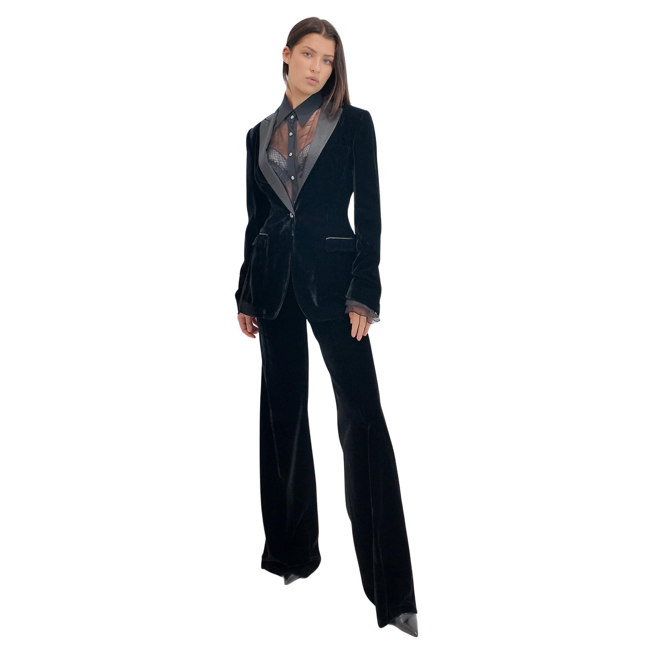 Dolce & Gabbana Donna Smoking a gamba larga in velluto nero con risvolto e finiture in raso in vendita