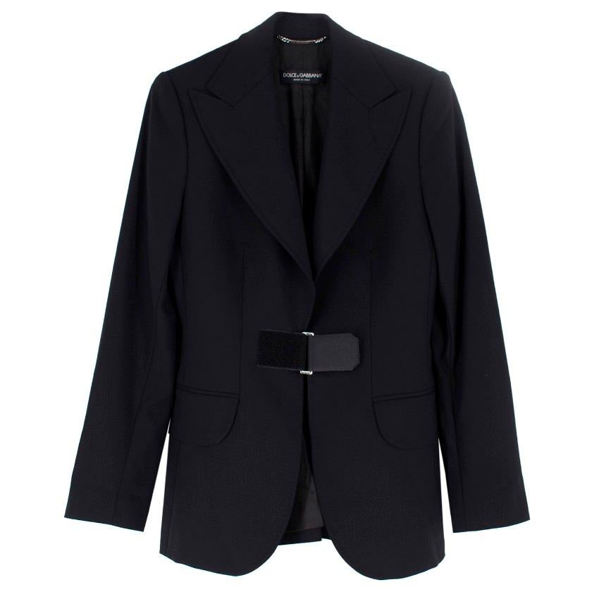 Dolce & Gabbana Wool-Blend Blazer

- Tailored fit
- Two front illusion flap pockets
- Tonal stitching
- Long sleeves
- Statement velcro fastening to the centre front

Please note, these items are pre-owned and may show some signs of storage, even