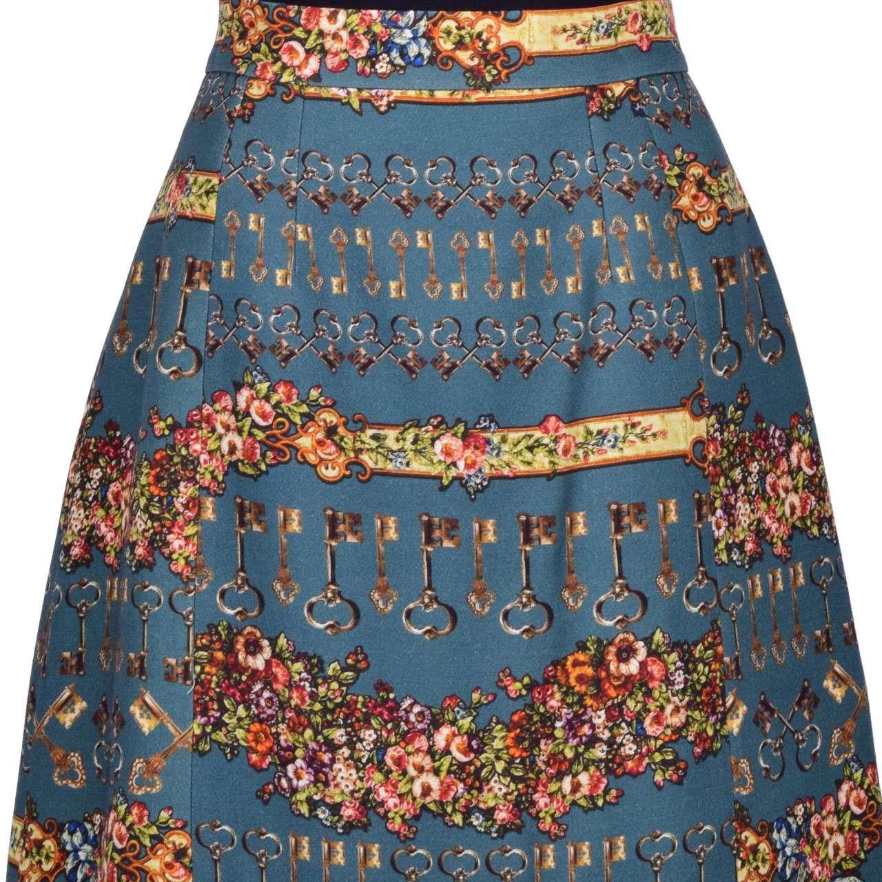 Dolce & Gabbana - Wool Silk Skirt with Keys Print Green In Excellent Condition For Sale In Erkrath, DE