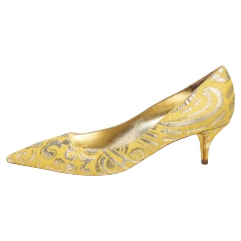 Dolce & Gabbana punta di diamante in tessuto broccato giallo  Pompe taglia 40 in vendita