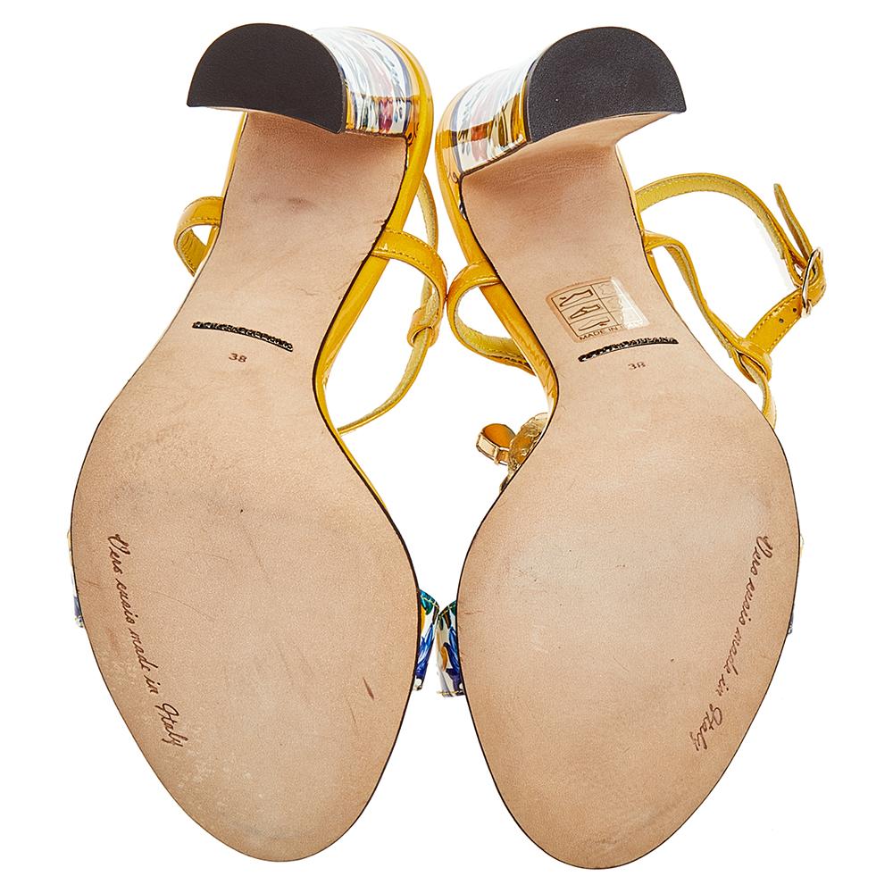 Dolce & Gabbana Yellow/Cream Floral Print Patent Leather Sandals Size 38 In New Condition In Dubai, Al Qouz 2