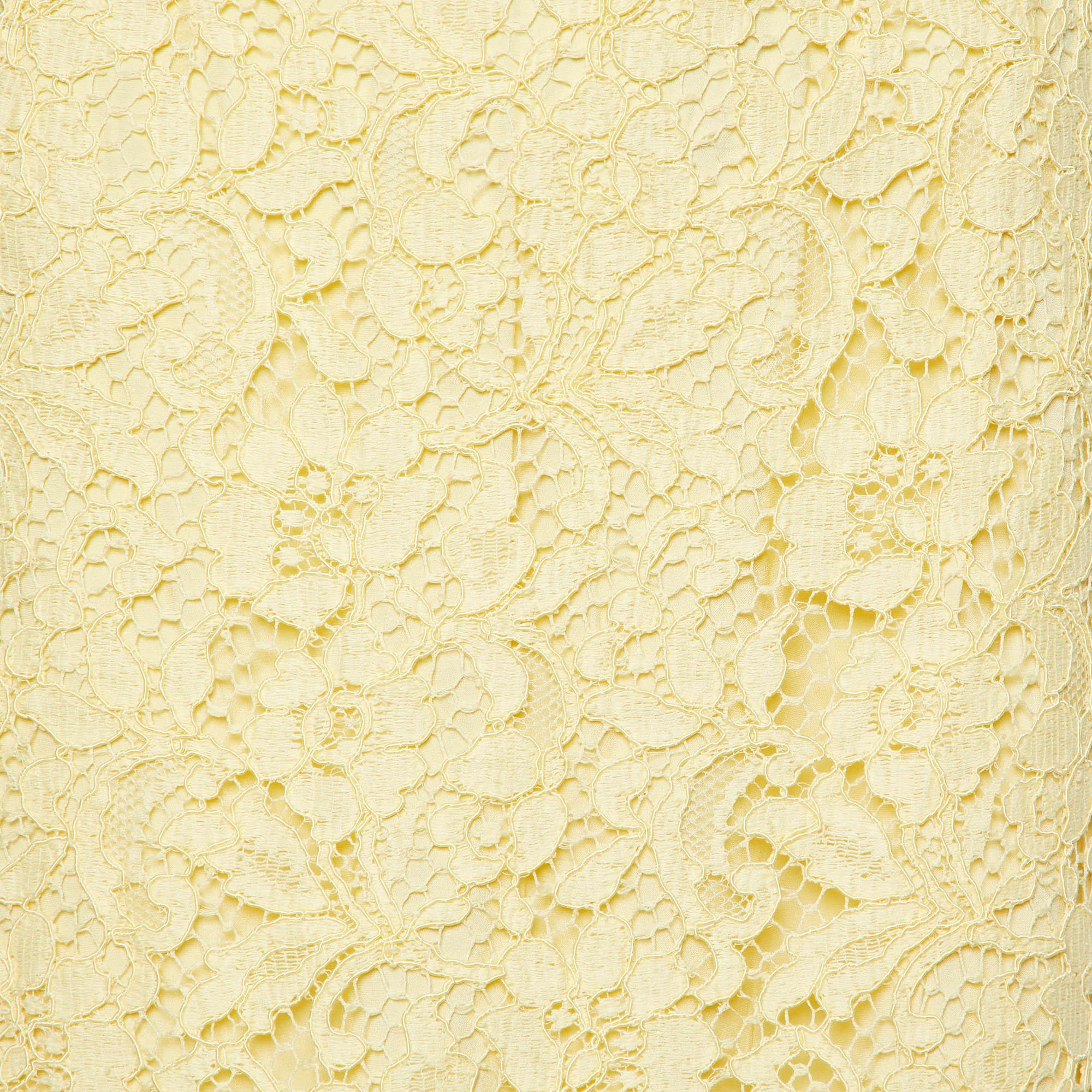 Dolce & Gabbana Yellow Floral Lace Knee Length Skirt M In Excellent Condition In Dubai, Al Qouz 2
