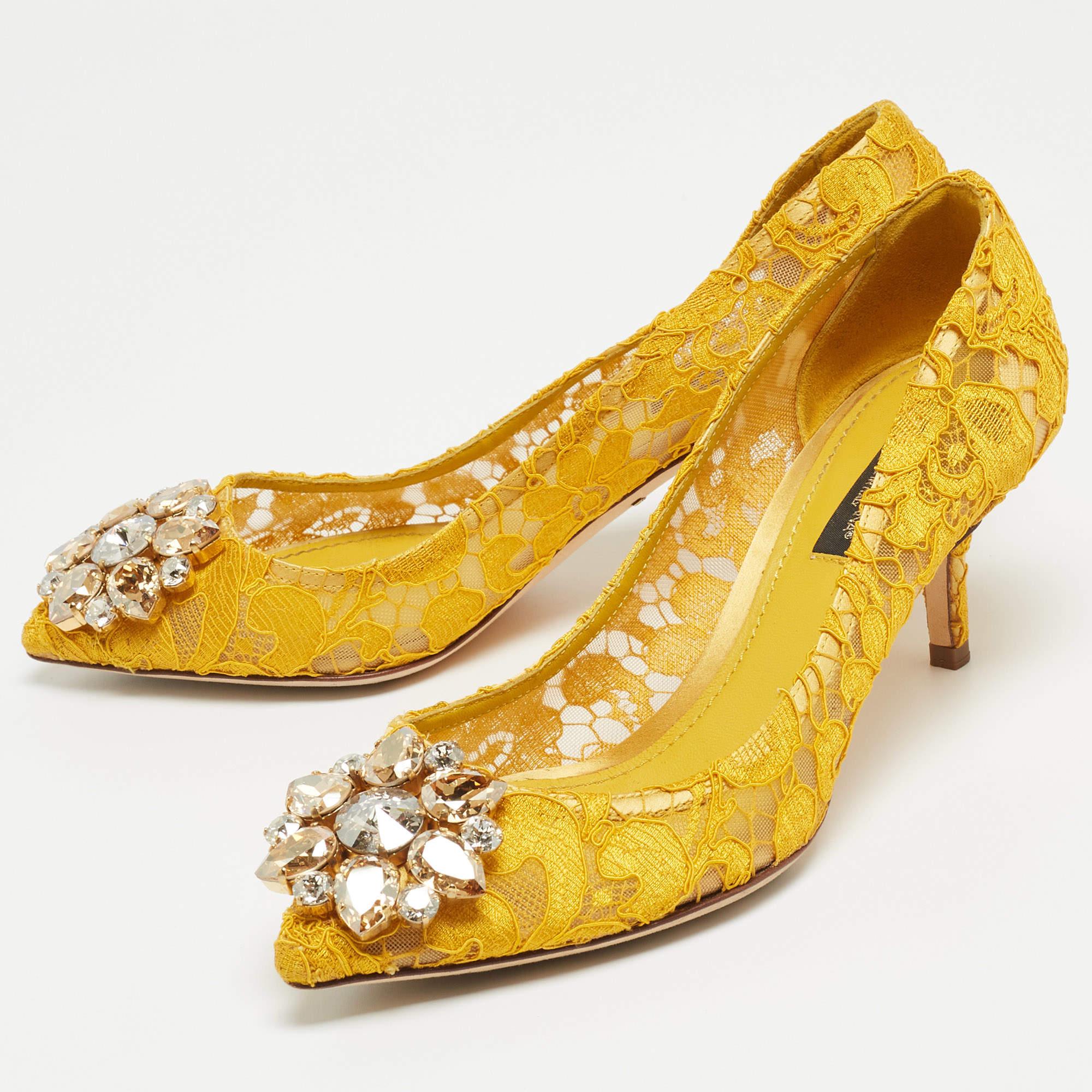 Women's Dolce & Gabbana Yellow Lace Bellucci Pumps Size 36