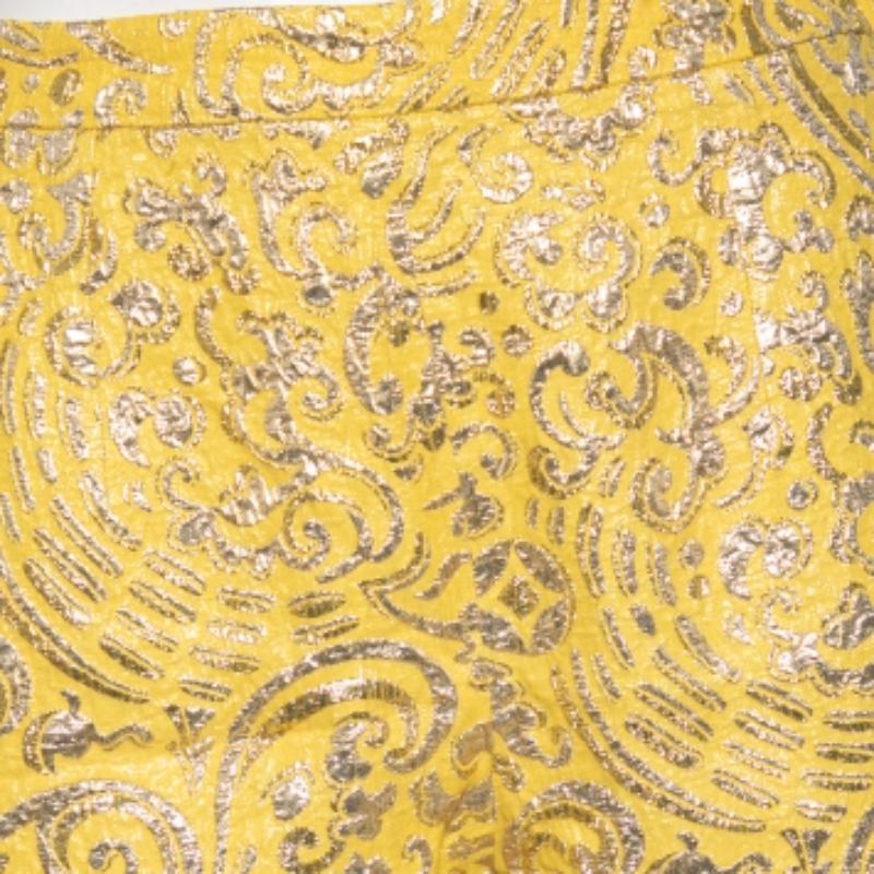 Dolce & Gabbana Pantalones cortos de jacquard floral de lúrex amarillo S Beige en venta