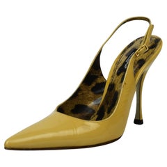 Zapatos de tacón de charol amarillo Dolce & Gabbana  Talla 6.5 US