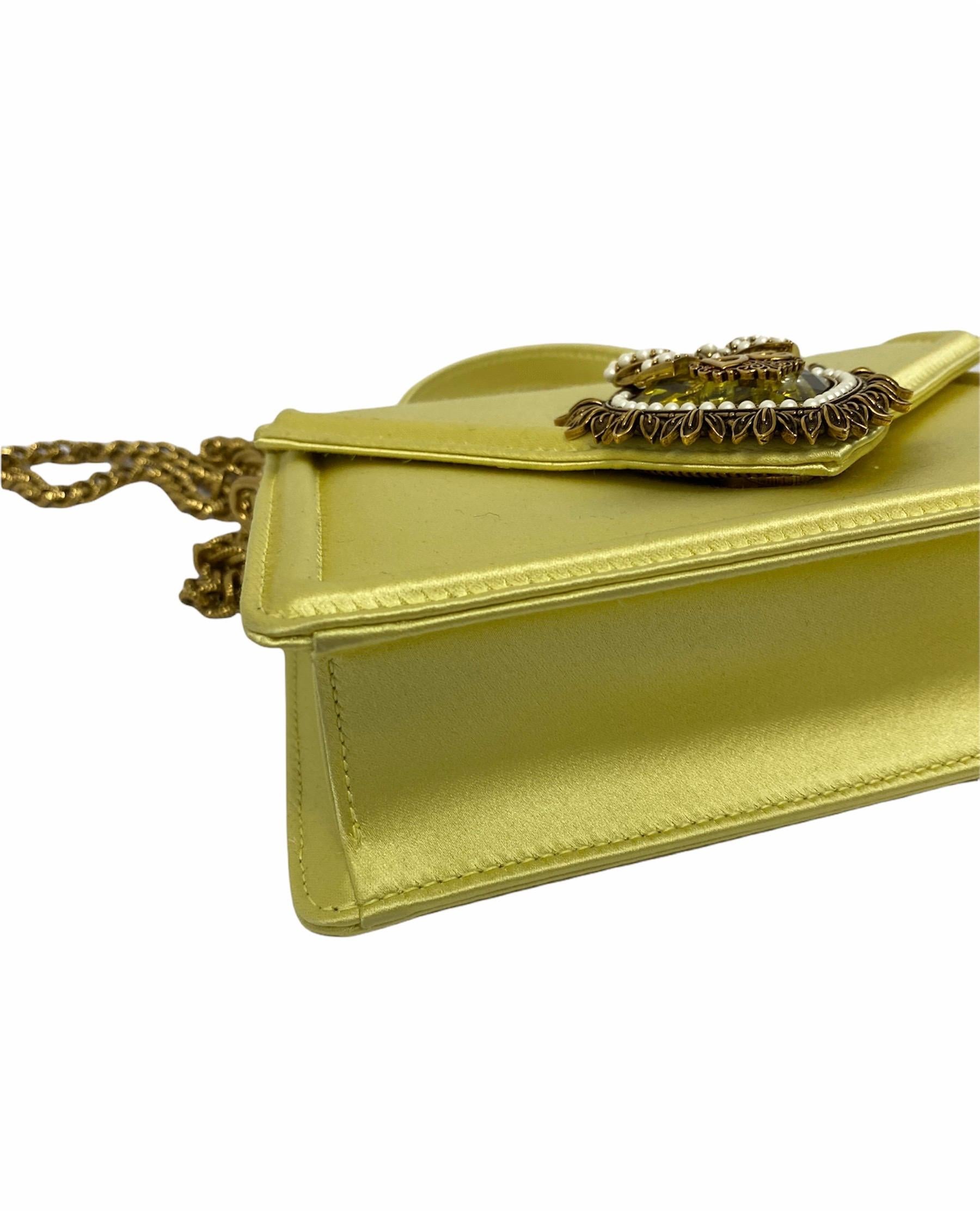 Dolce & Gabbana Yellow Satin Devotion Bag In New Condition In Torre Del Greco, IT