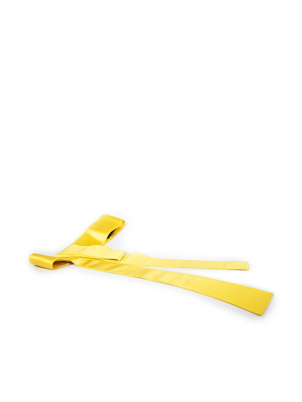 CONDITION is Never worn, with tags. Due to poor storage of the belt, there is a small marking on the belt on this new Dolce & Gabbana designer resale item.
  
  
  
  Details
  
  
  Yellow
  
  Silk
  
  Belt
  
  Front draped detail
  
  Snap