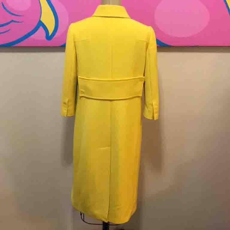 Dolce & Gabbana Yellow Wool 1960s Style Coat  In Good Condition In Los Angeles, CA