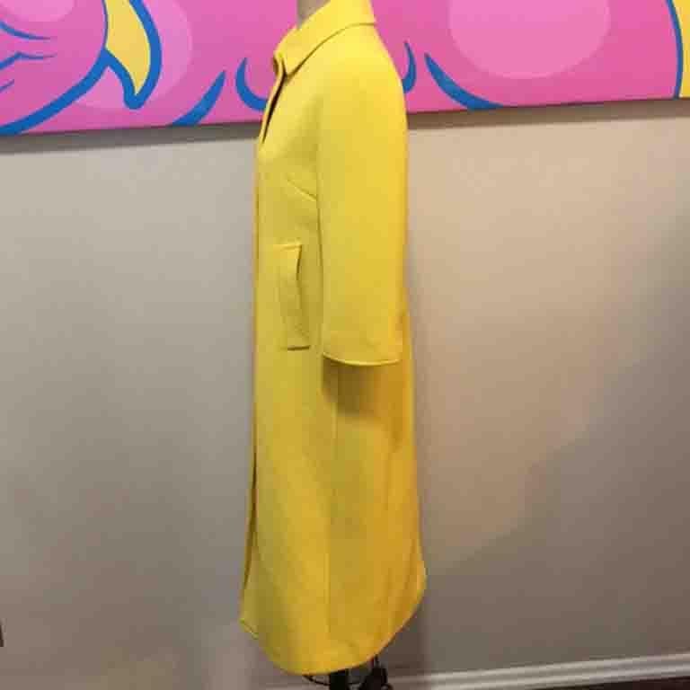Women's Dolce & Gabbana Yellow Wool 1960s Style Coat 