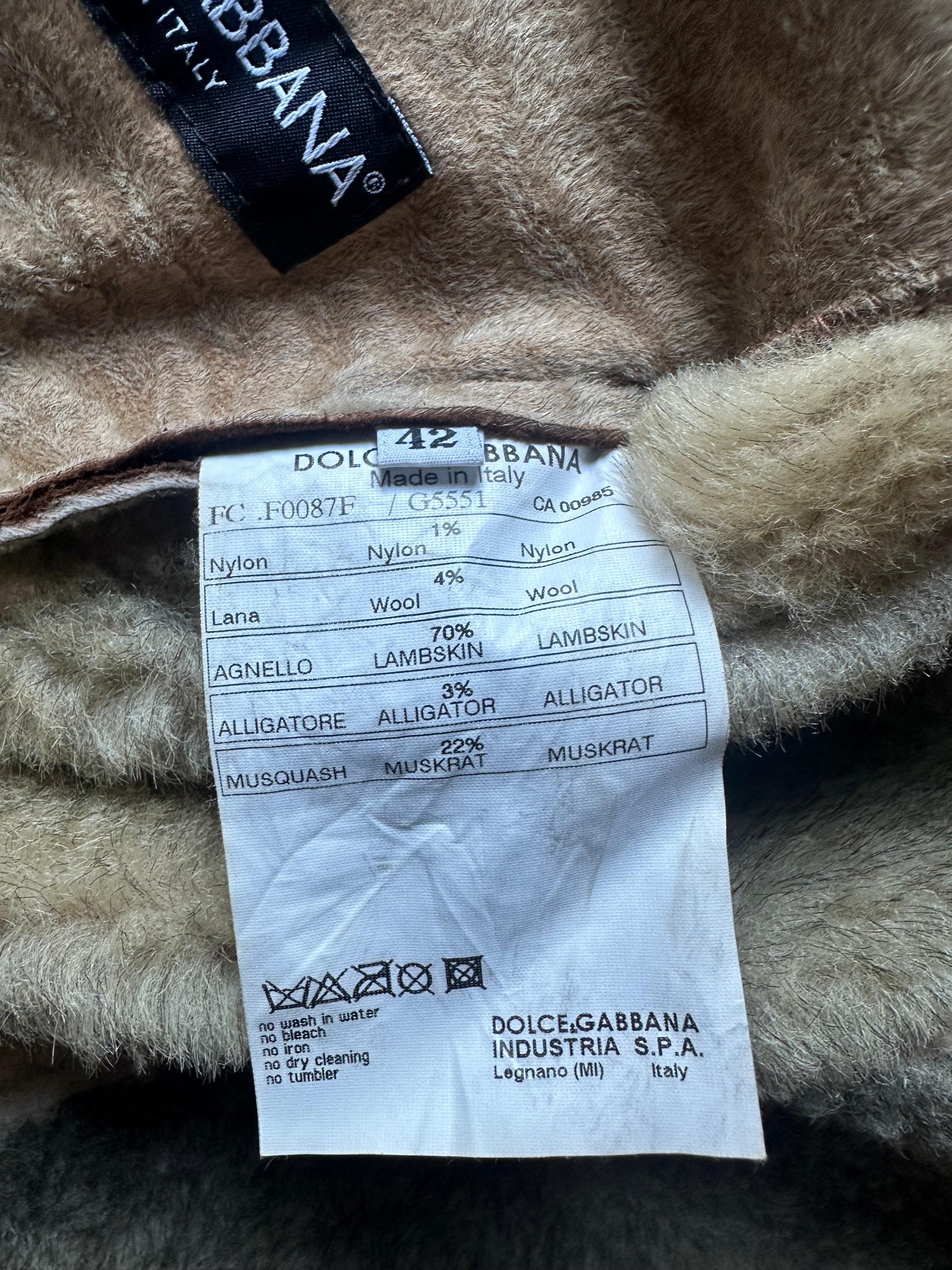 Dolce&Gabbana A/W 2005 Lambskin Fur and Alligator Leather Coat For Sale 9