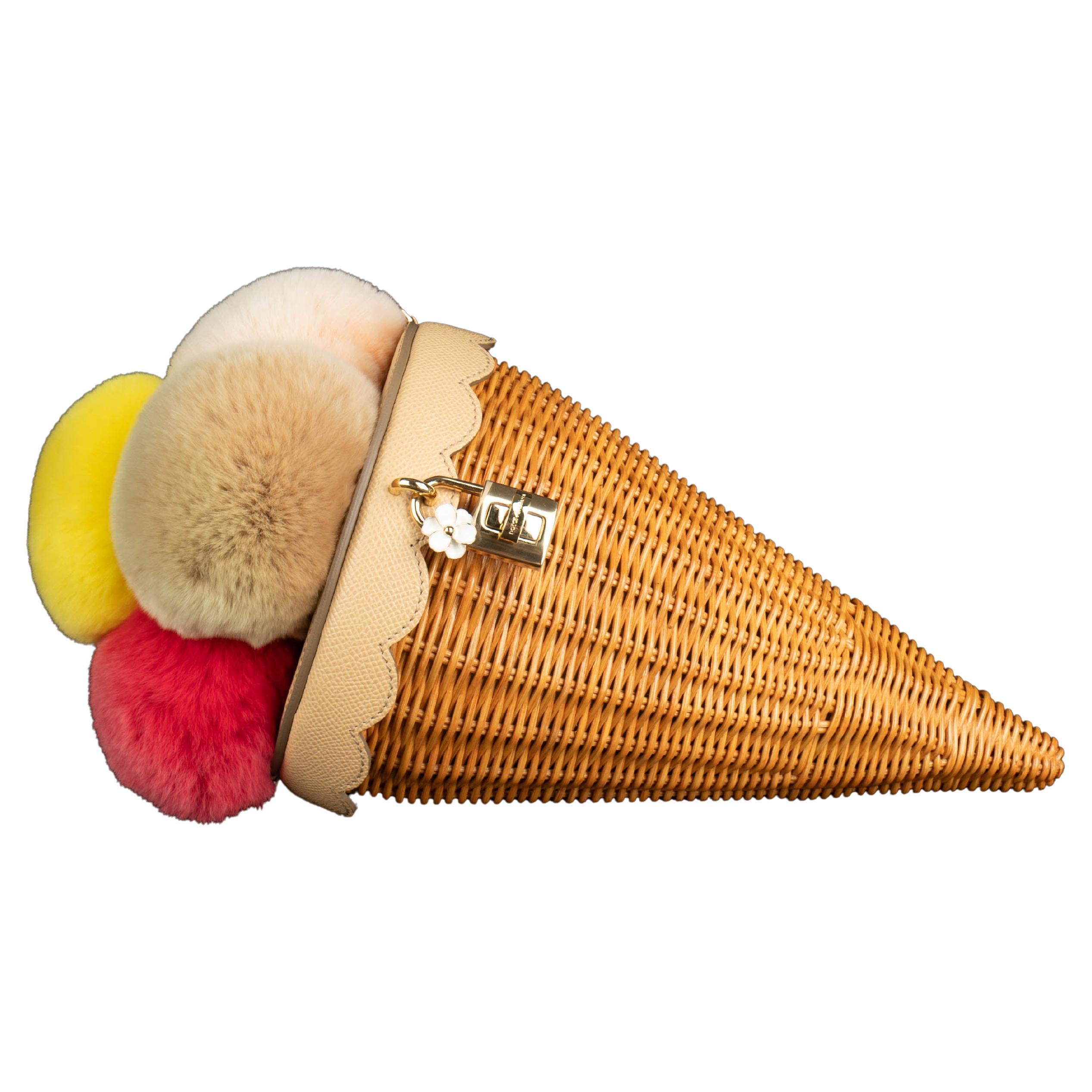 Dolce 
Gabbana borsa 
cono gelato
 2017s in vendita