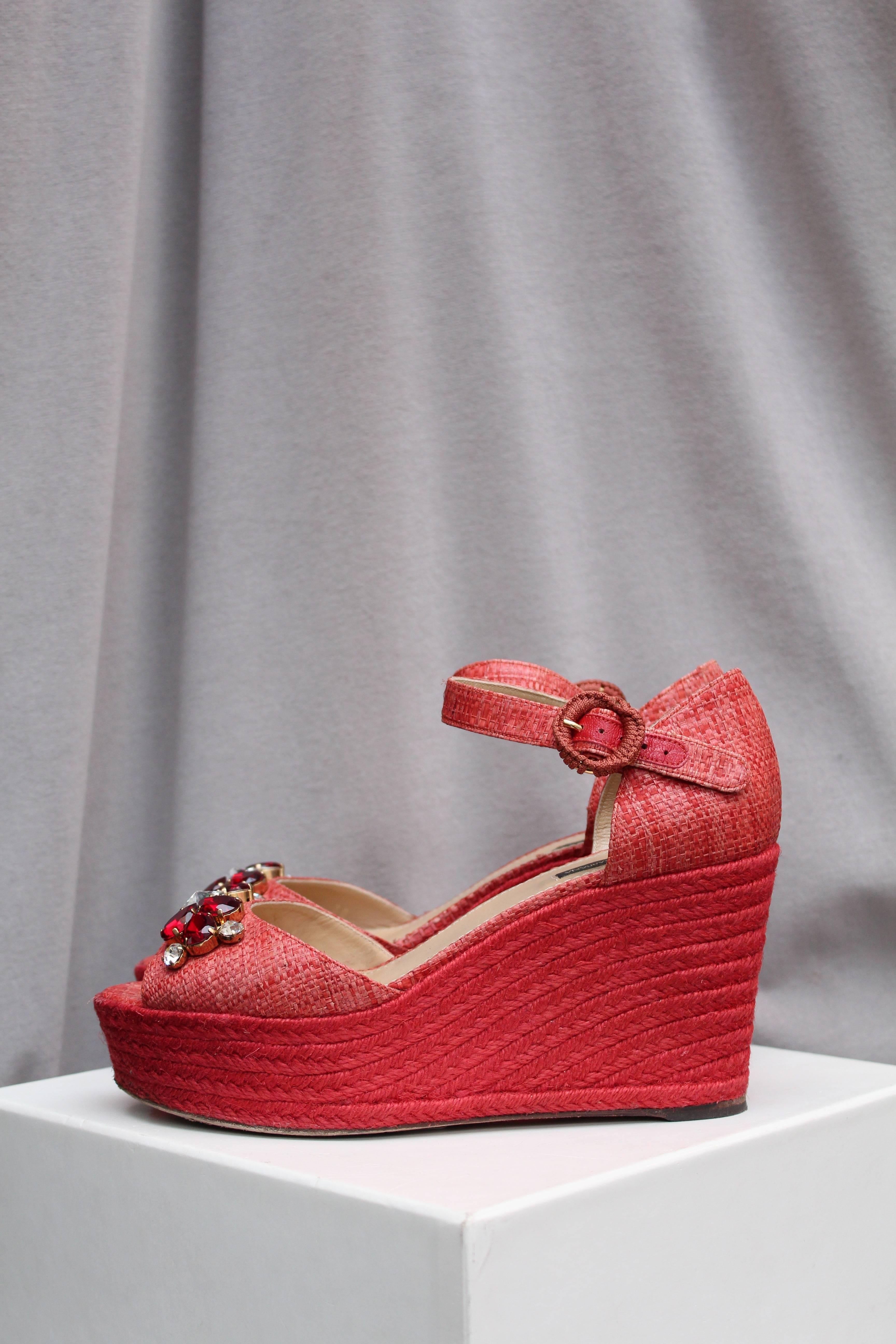 Dolce&Gabbana beautiful jewel sandals in red raffia 1