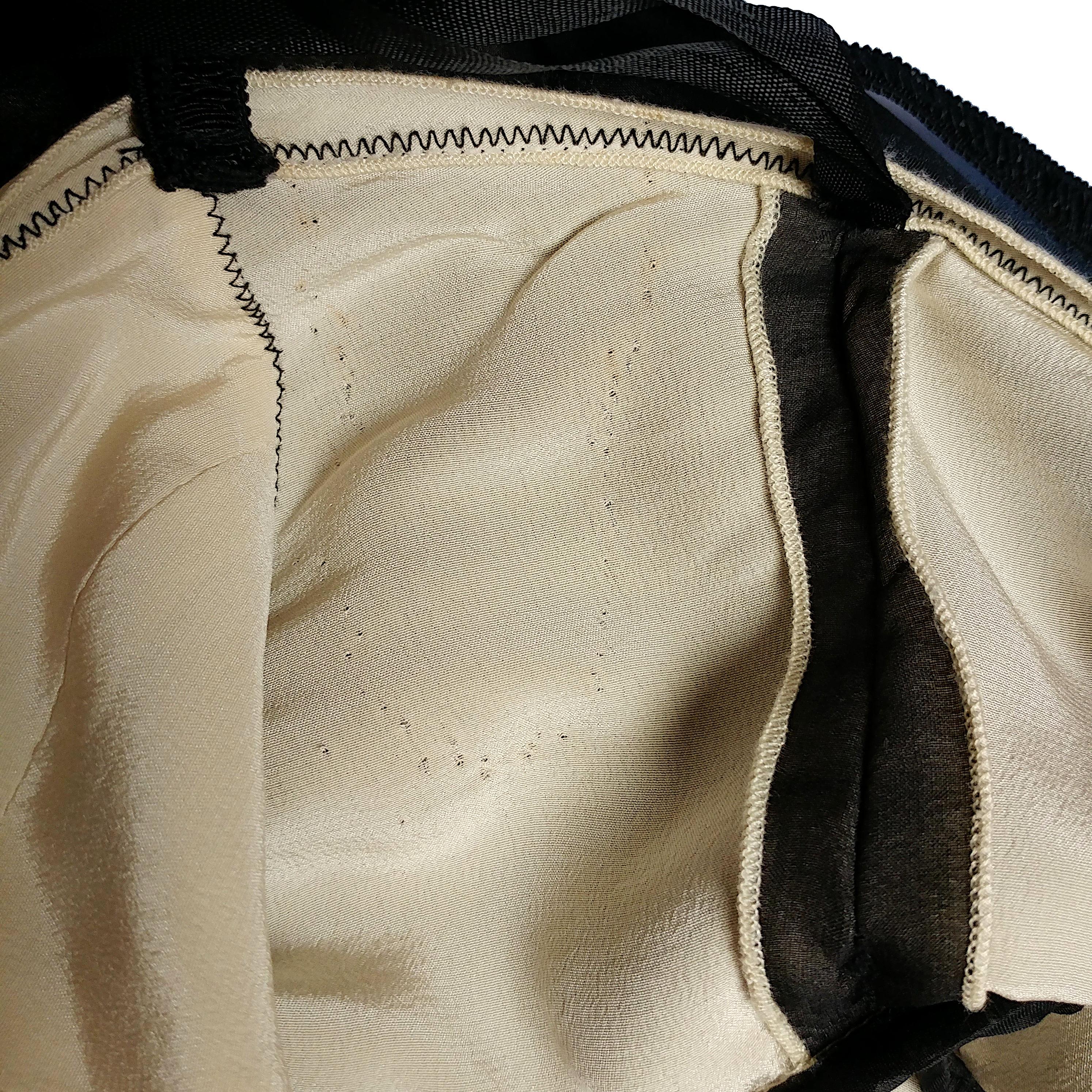 DOLCE&GABBANA Schwarzes und beigefarbenes Seidenkleid mit verstellbaren Riemen  Größe 8US 40EU im Angebot 4