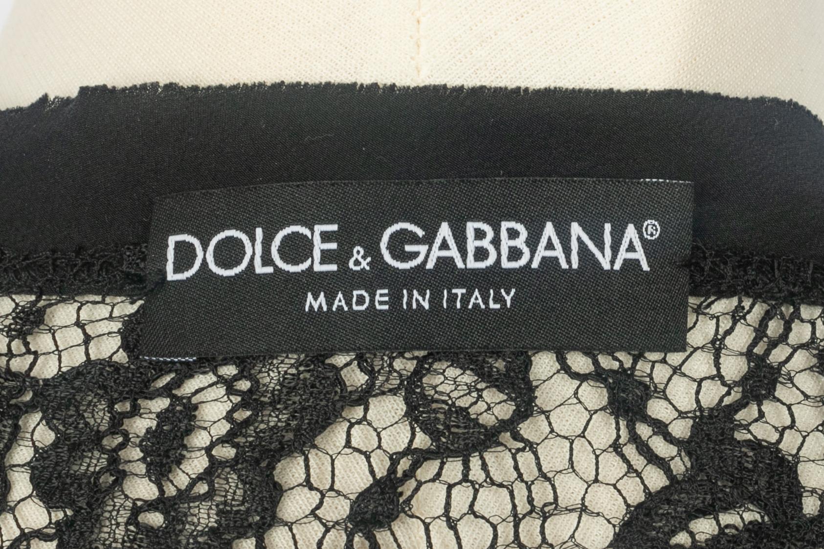 Dolce & Gabbana top in pizzo nero in vendita 3