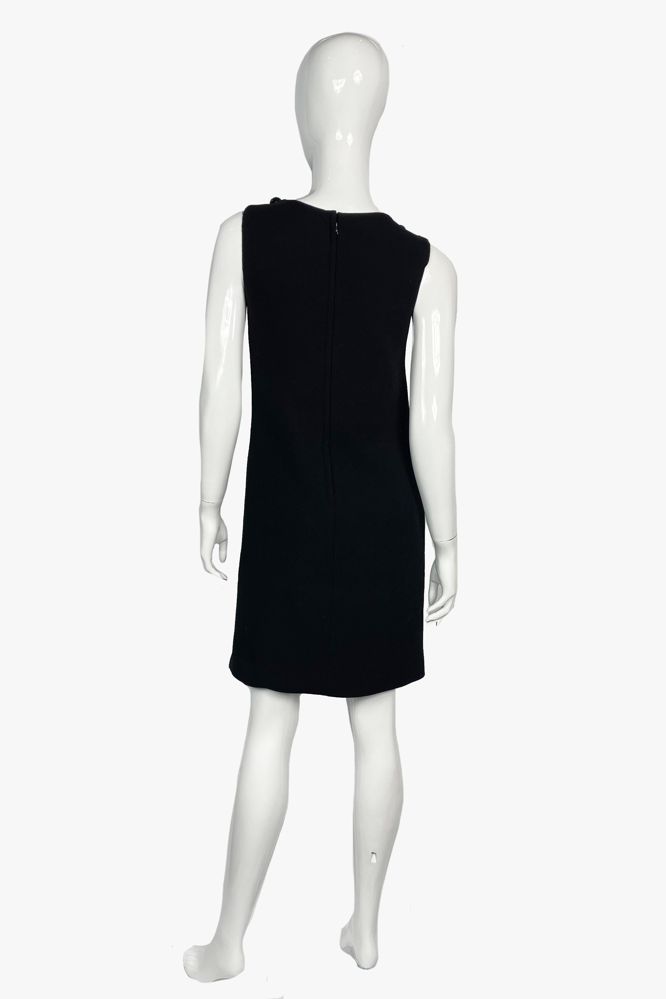 Dolce&Gabbana black wool mini dress with medallions necklace, 2010s In Excellent Condition For Sale In New York, NY