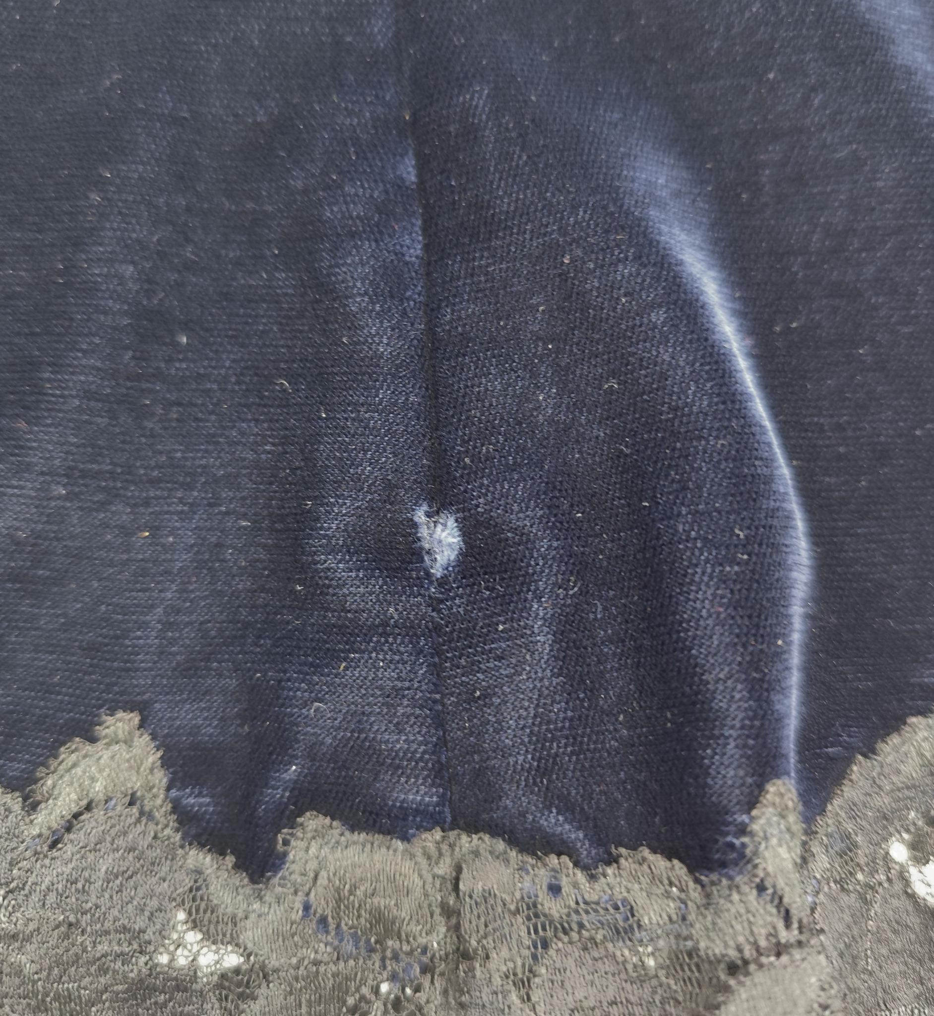 Dolce&Gabbana blue velvet pearls and lace top For Sale 5