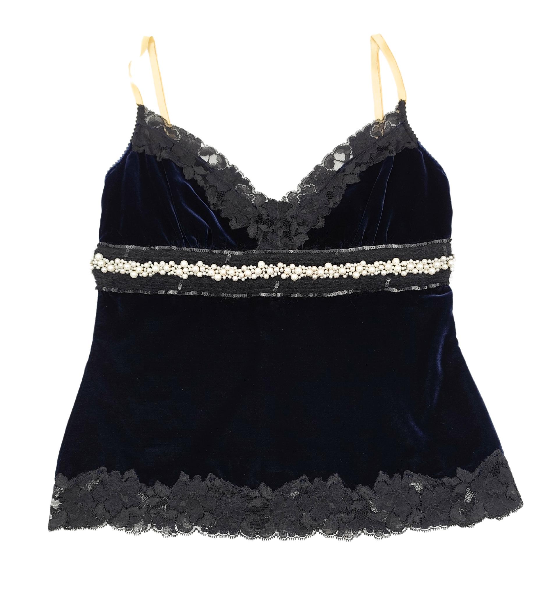 Women's Dolce&Gabbana blue velvet pearls and lace top For Sale