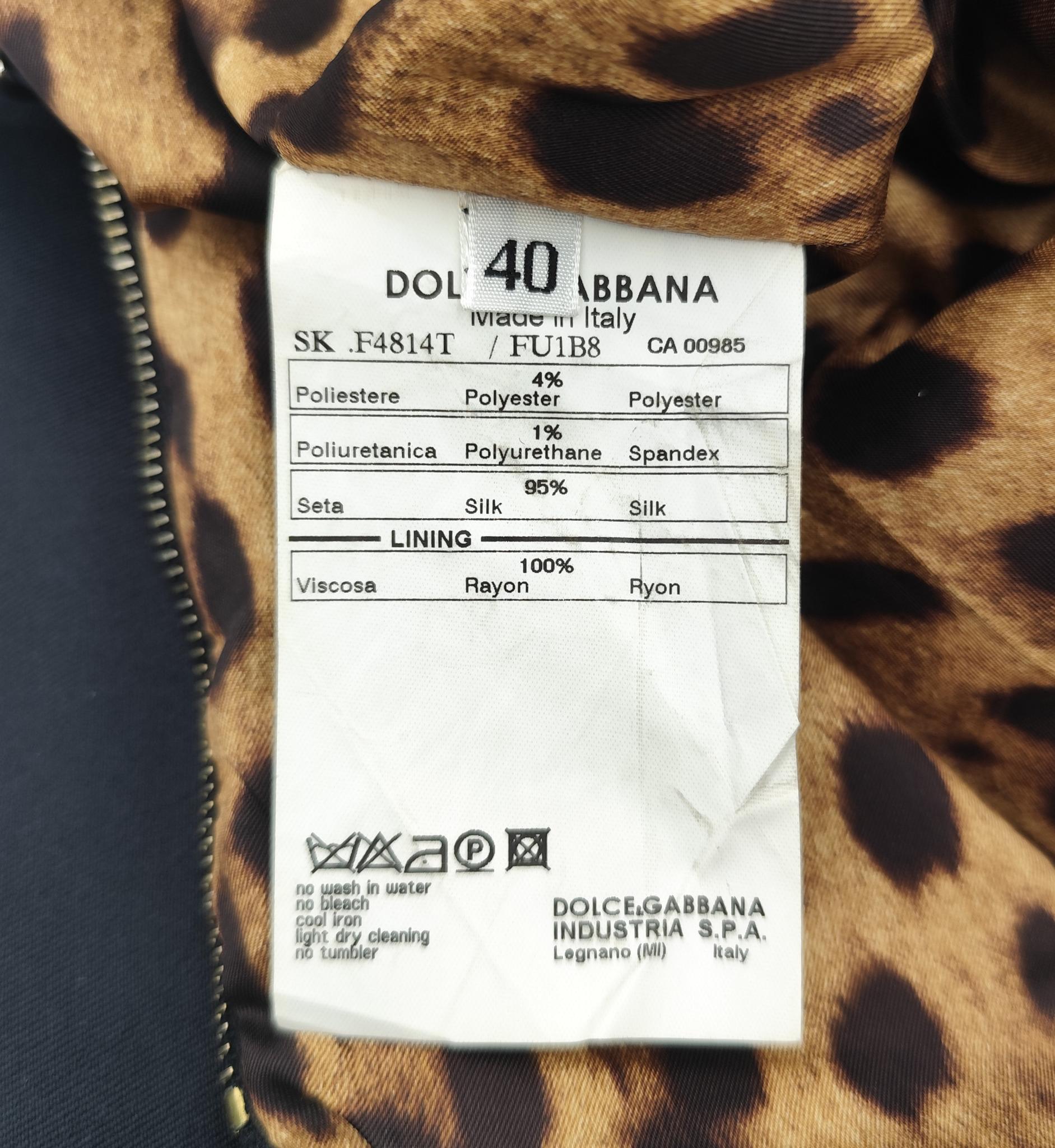 Dolce&Gabbana buckles corset top and skirt black silk set For Sale 14