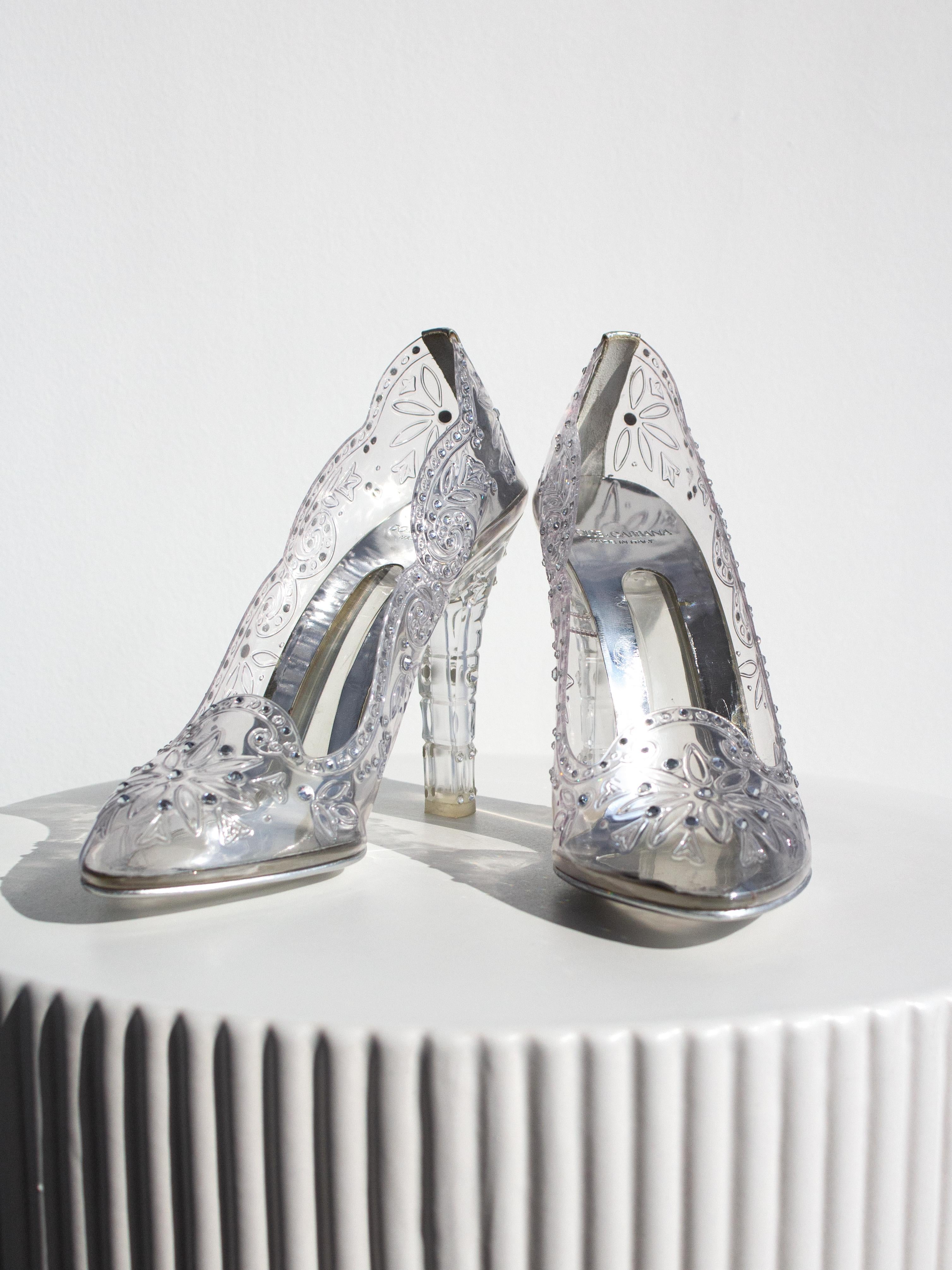 Dolce gabbana glass slippers hotsell