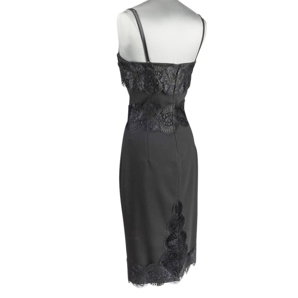 Dolce&Gabbana Cocktail / Dinner Sheath Dress Black w/ Lace Built in Bra 40 / 6 For Sale 3