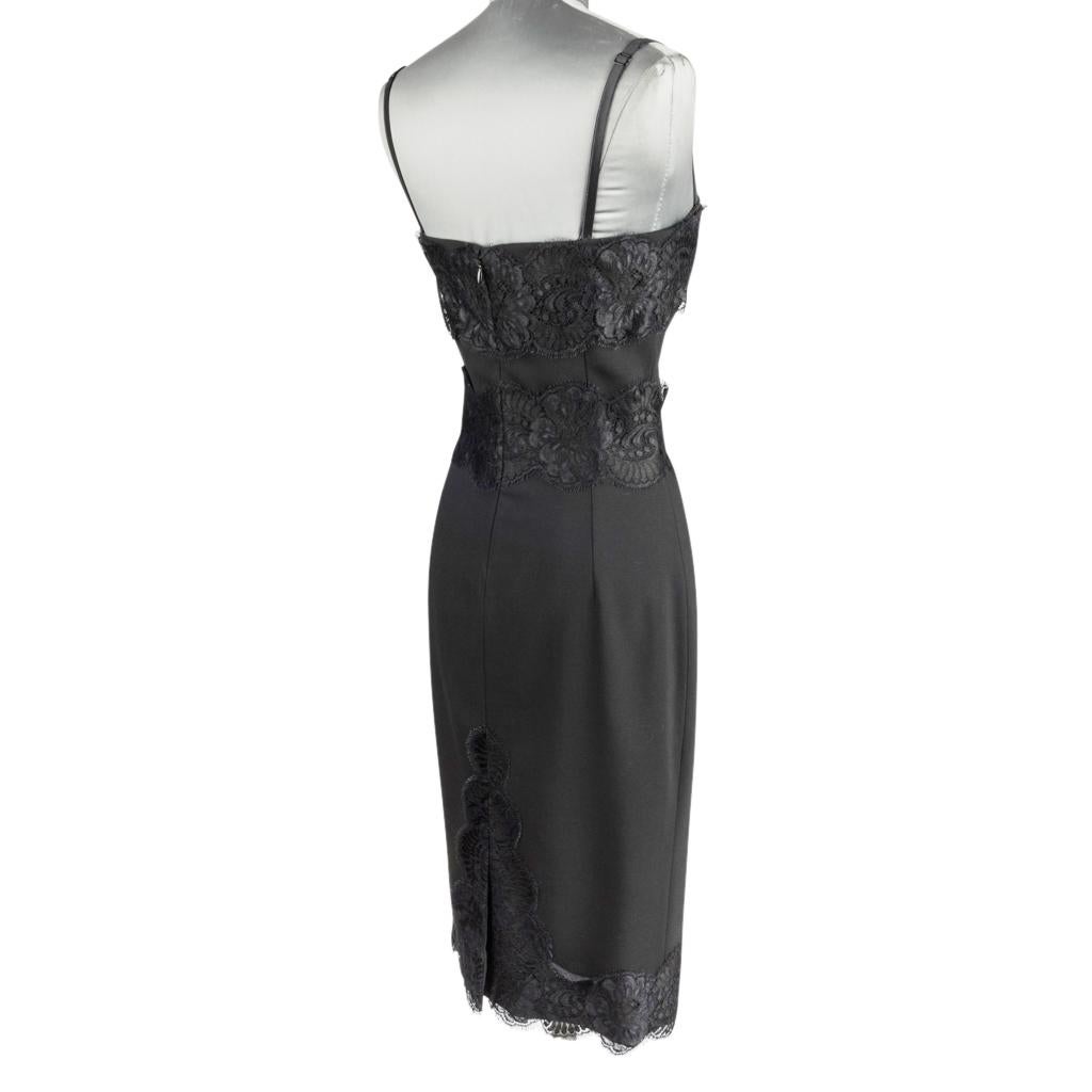 Dolce&Gabbana Cocktail / Dinner Sheath Dress Black w/ Lace Built in Bra 40 / 6 For Sale 5