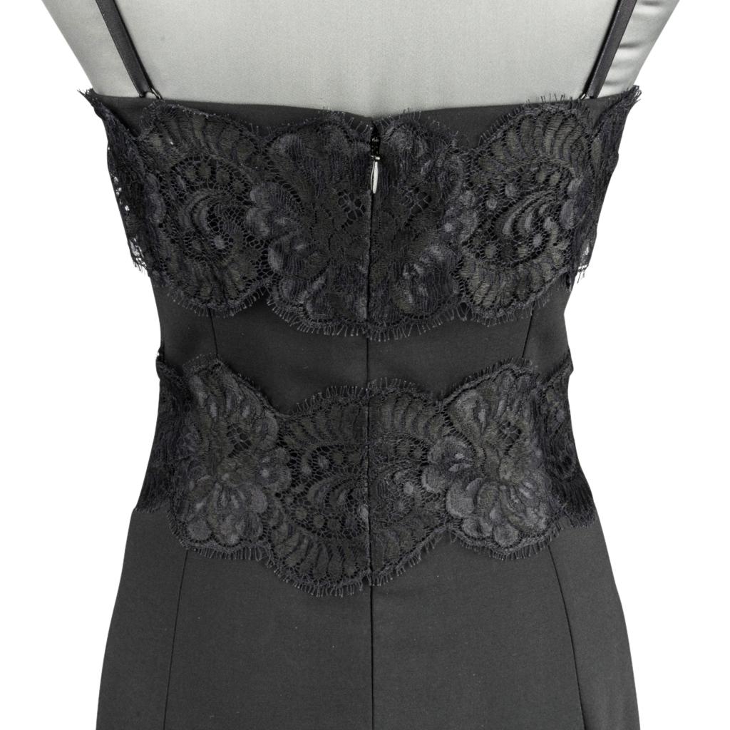 Dolce&Gabbana Cocktail / Dinner Sheath Dress Black w/ Lace Built in Bra 40 / 6 For Sale 2