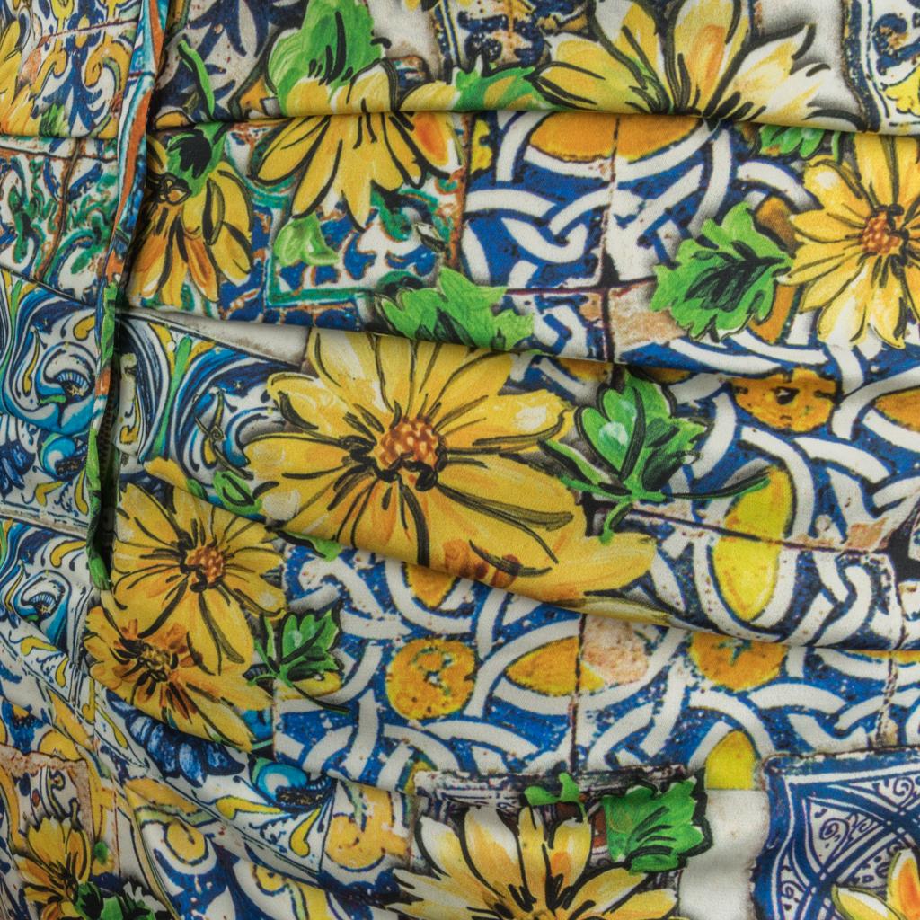Dolce&Gabbana Dress Floral Majolica Print V-Neck 44 / 8 2