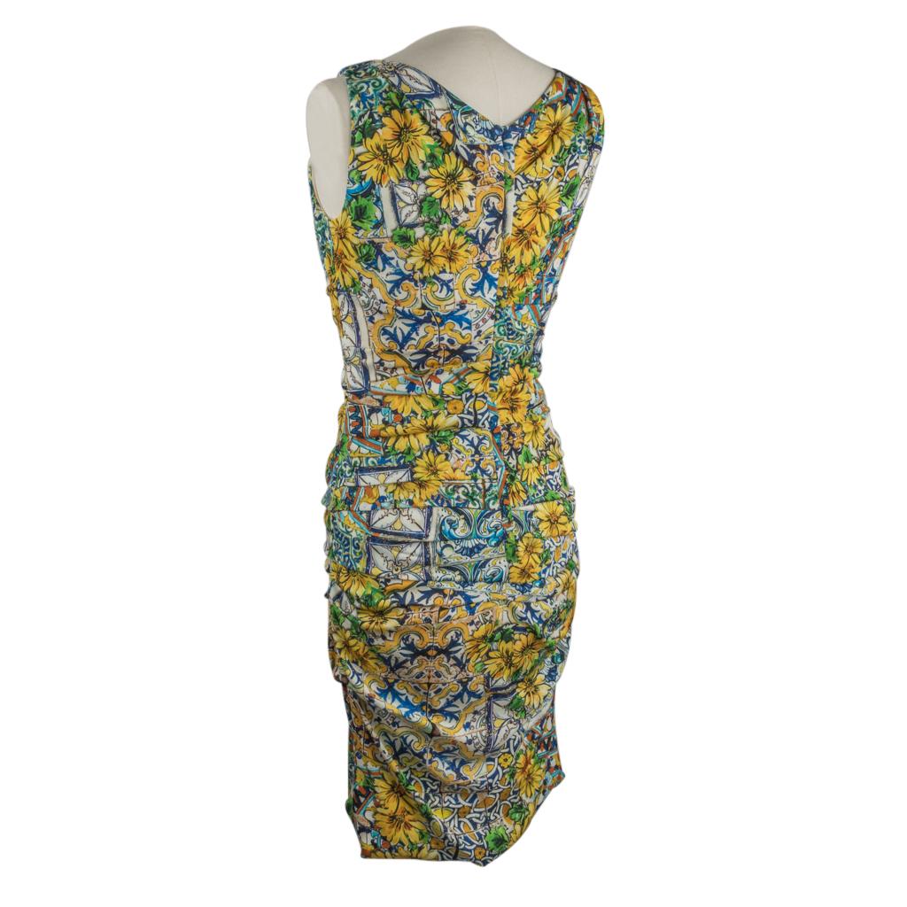 Dolce&Gabbana Dress Floral Majolica Print V-Neck 44 / 8 3
