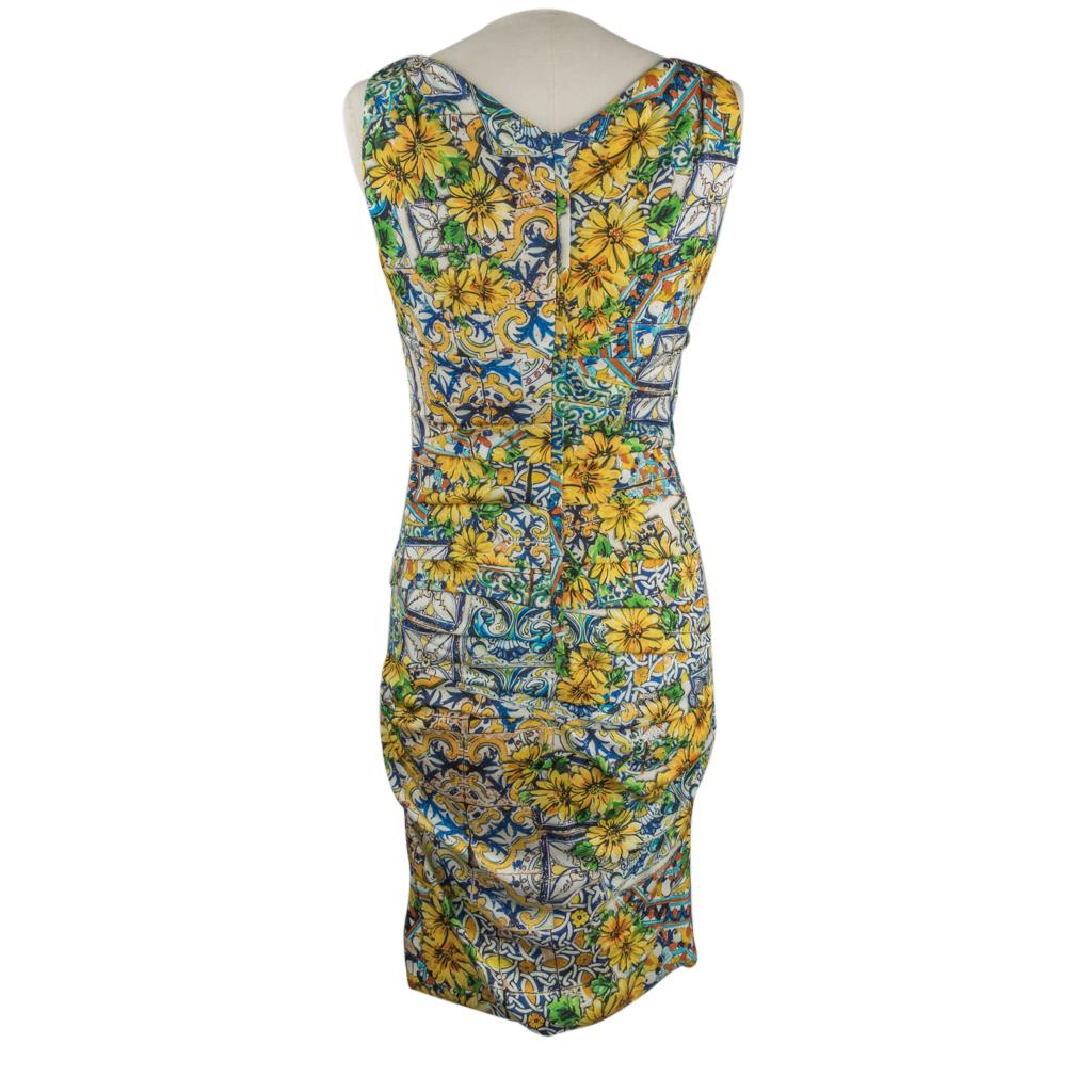 Dolce&Gabbana Dress Floral Majolica Print V-Neck 44 / 8 4