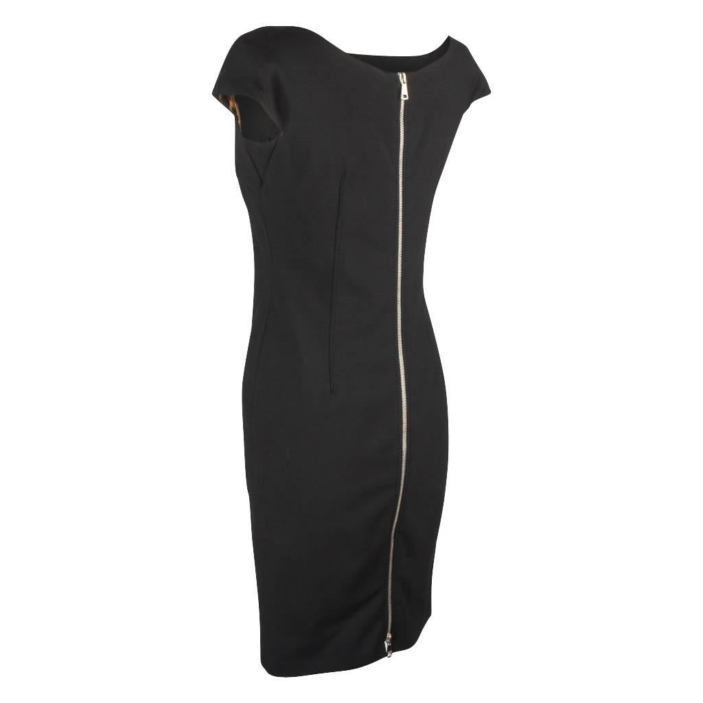 Women's Dolce&Gabbana Dress Sheath Bold Rear Zipper Sleek 42 / 6 to 8 For Sale