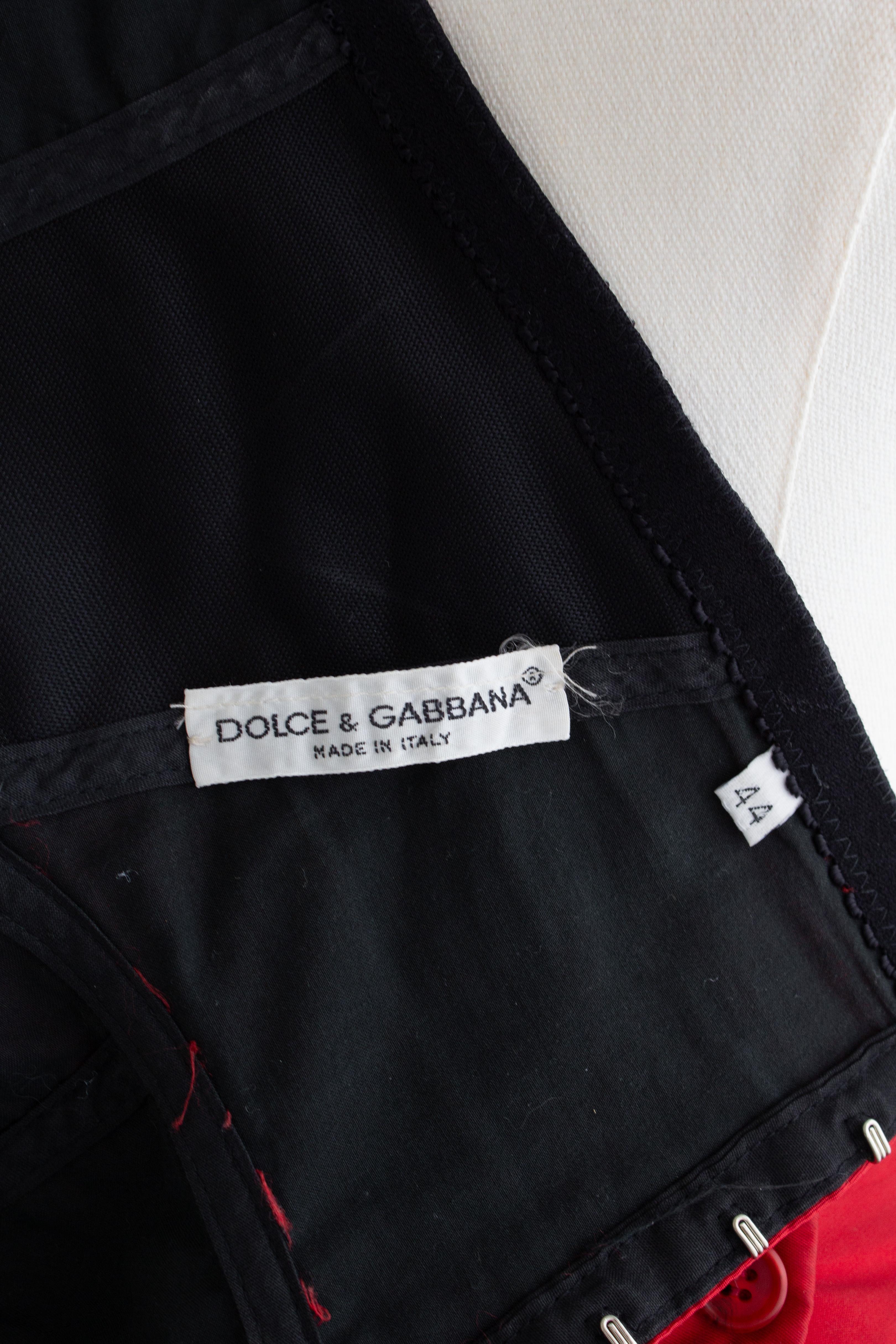 Dolce & Gabbana F/W 1992 Rouge Noir Bustier Top Satin Tulle Jupe Ensemble en vente 12