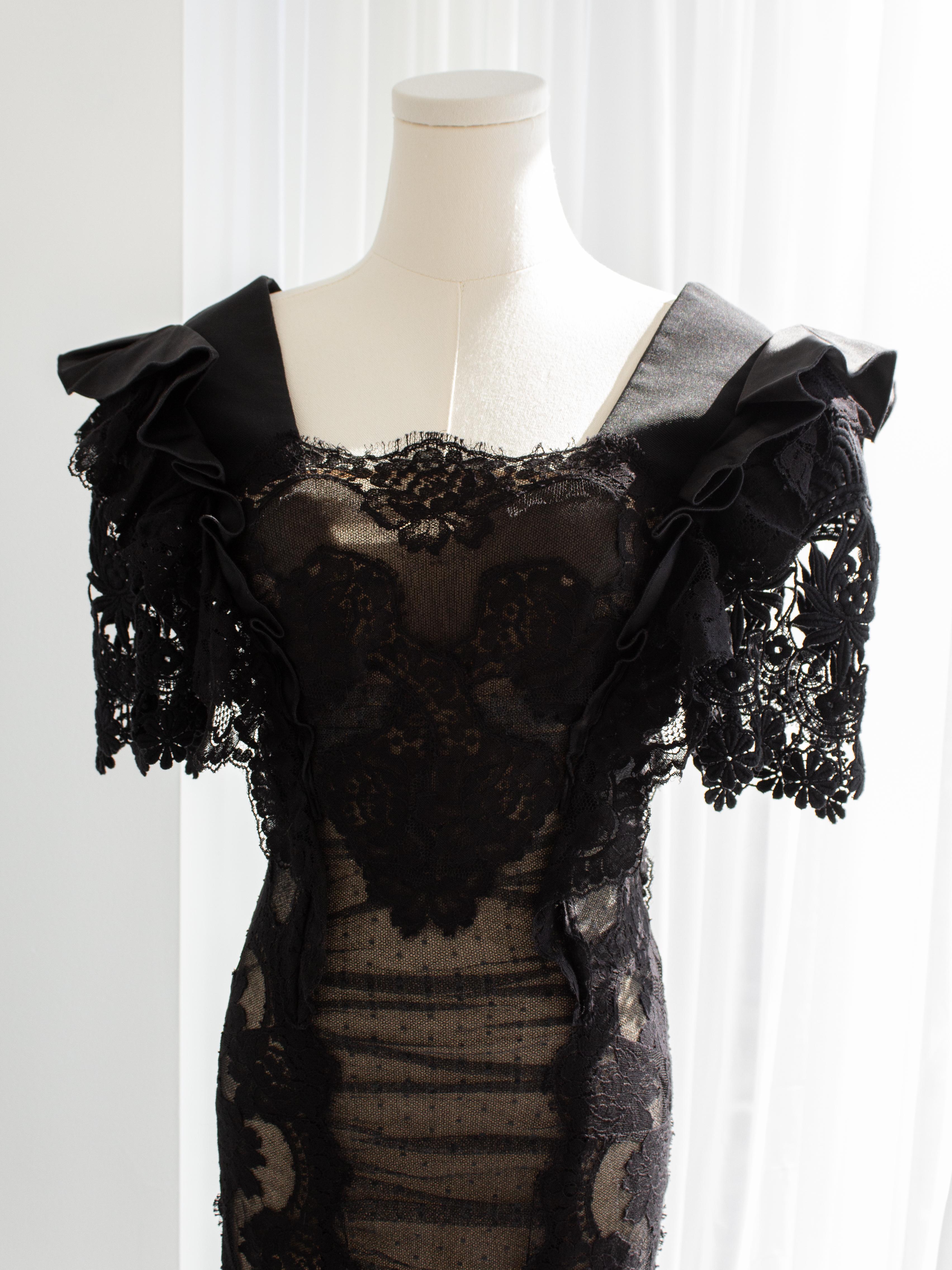 Dolce&Gabbana F/W 2009 Black Lace Tulle Swiss Dot Midi Dress 11