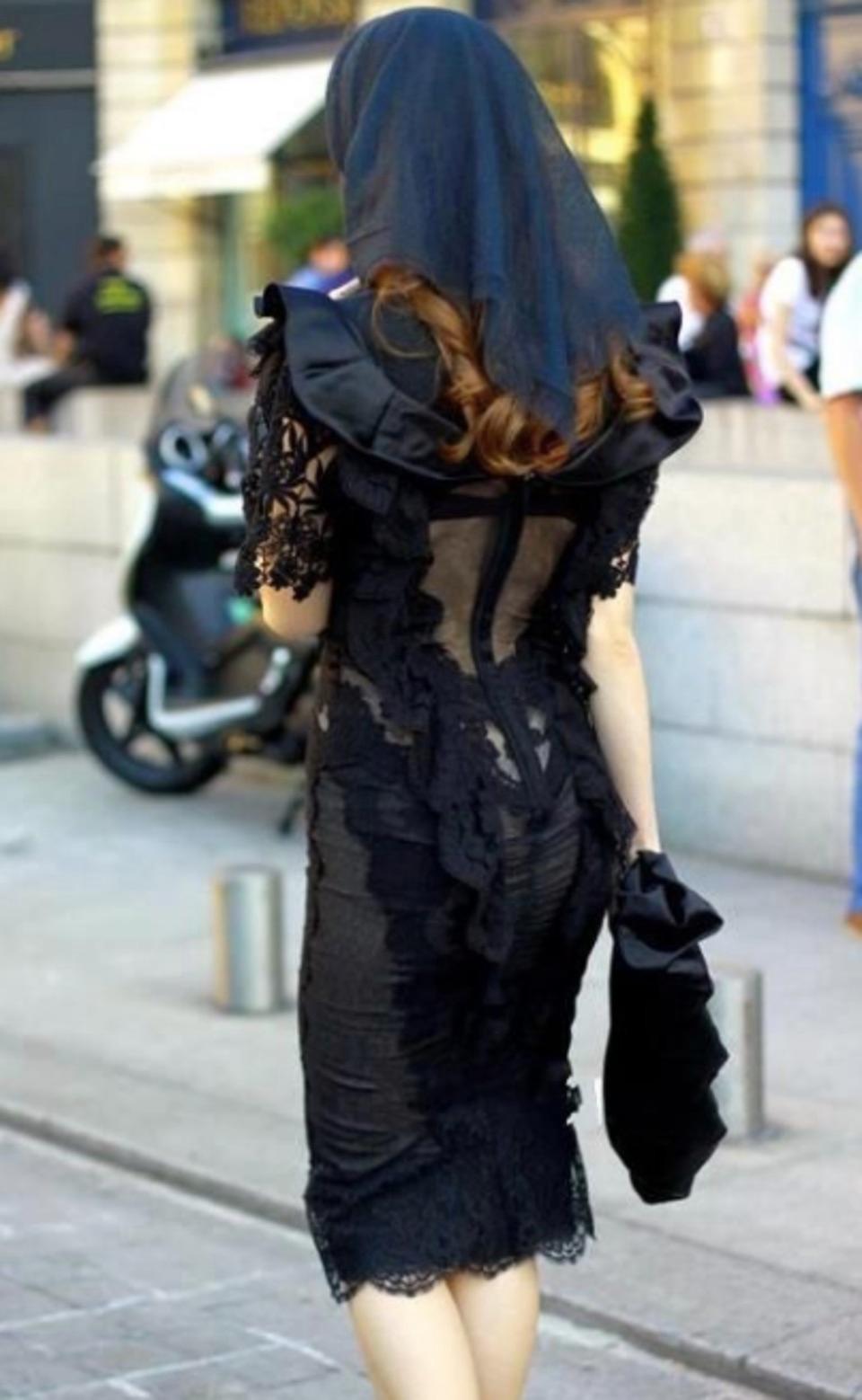 Dolce&Gabbana F/W 2009 Black Lace Tulle Swiss Dot Midi Dress 1