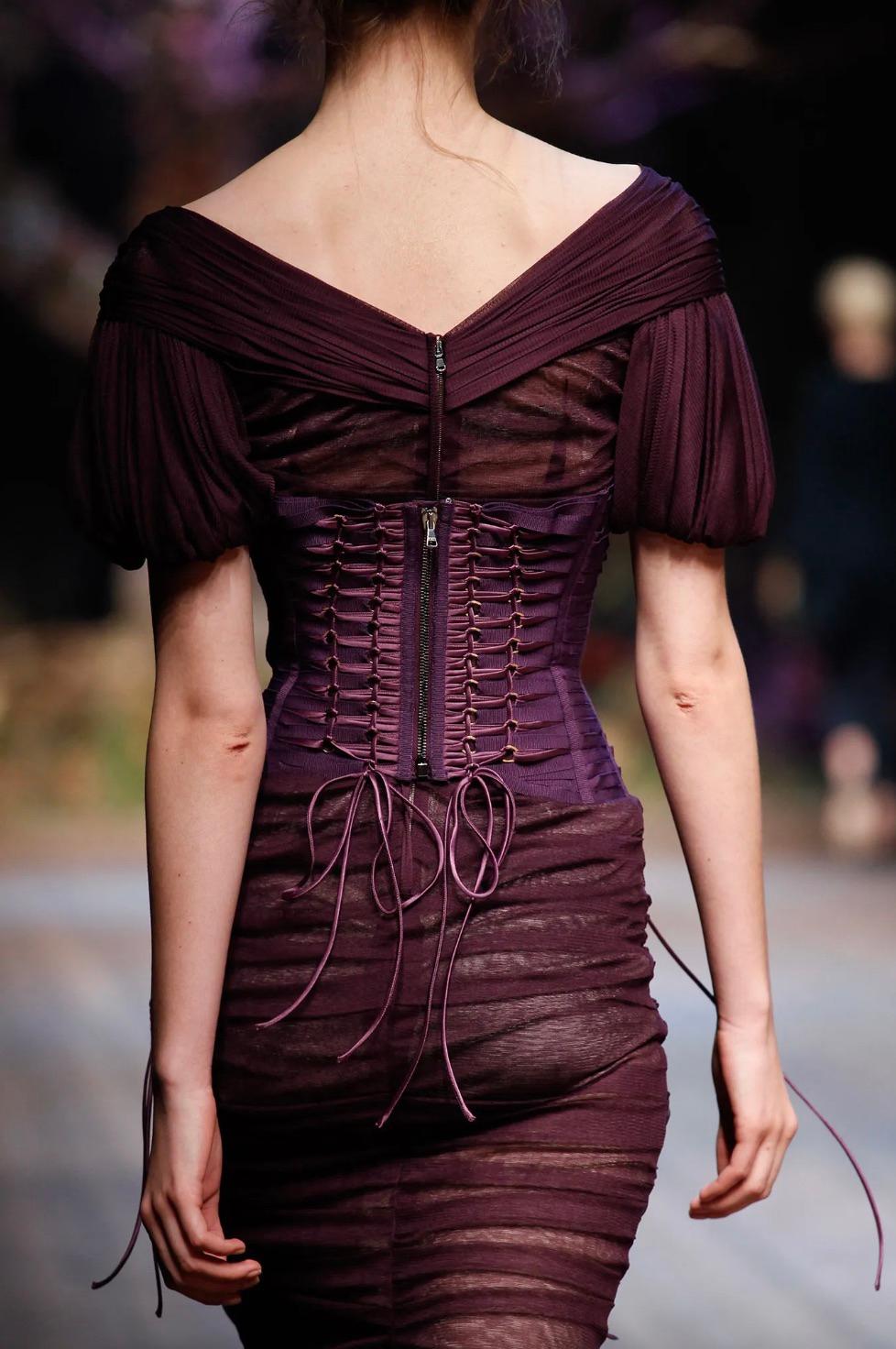 Dolce&Gabbana F/W 2014 Black Tulle Ruched Puff Sleeve Midi Dress In Good Condition In Jersey City, NJ