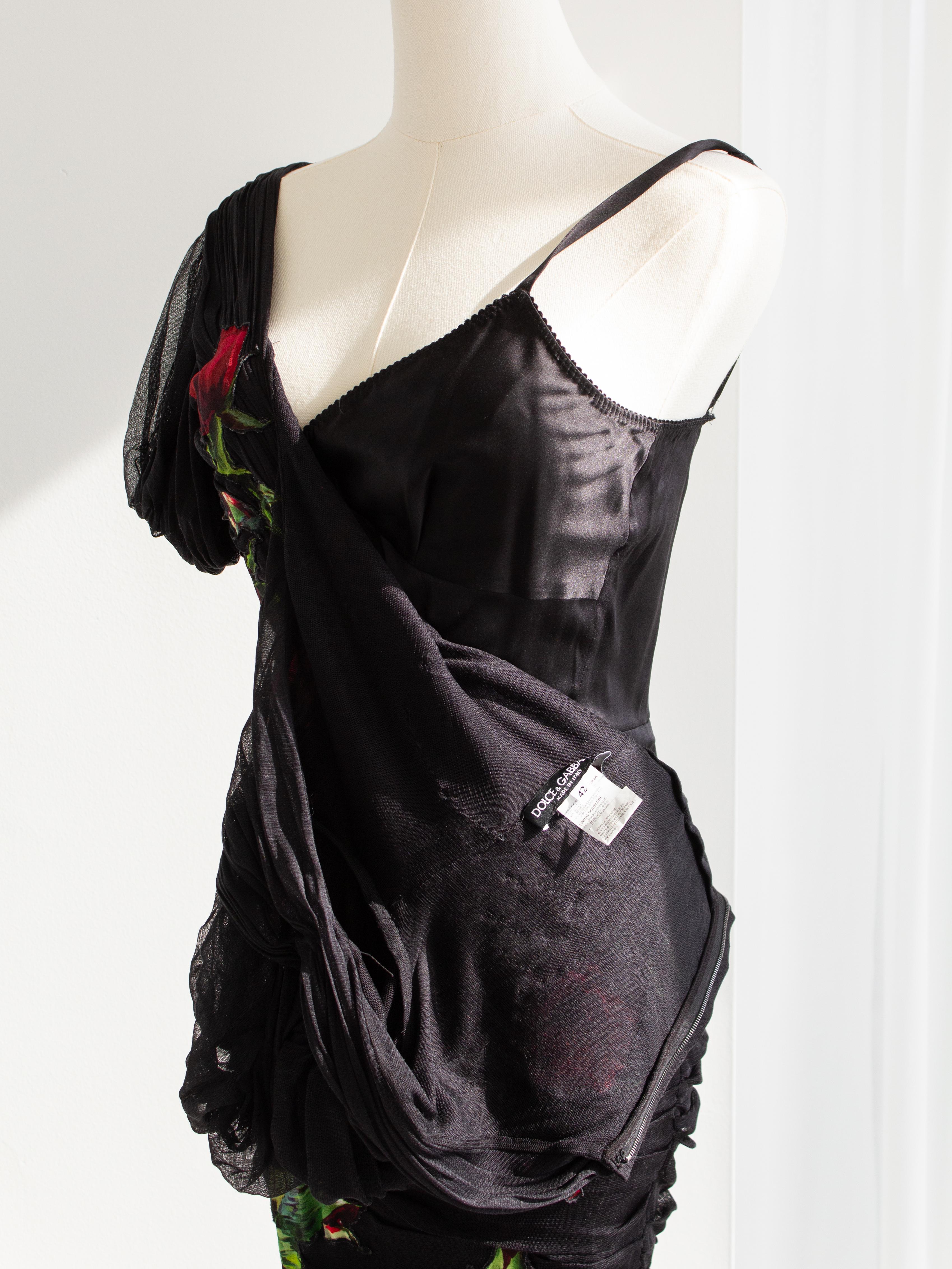 Dolce&Gabbana F/W 2015 Black Red Rose Embroidered Tulle Ruched Gown Dress 8