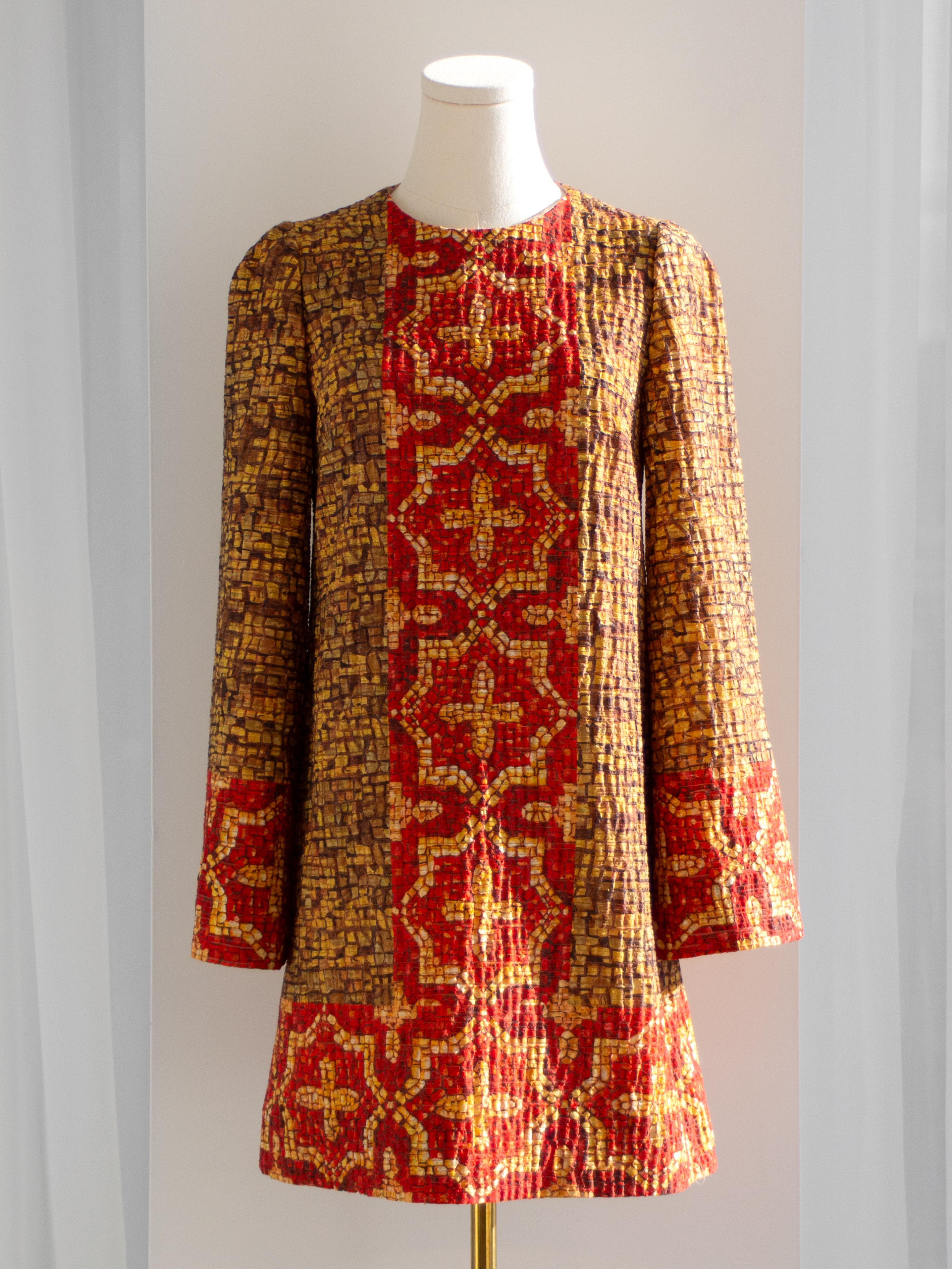 Dolce&Gabbana Fall/Winter 2013 Byzantine Runway Mosaic Gold Red Cross Dress 2
