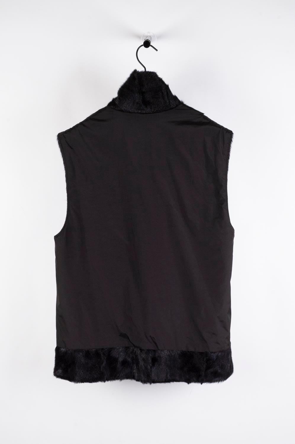 Dolce&Gabbana Men Fur Vest Vintage Mainline Size 50IT (M), S432 In Excellent Condition For Sale In Kaunas, LT
