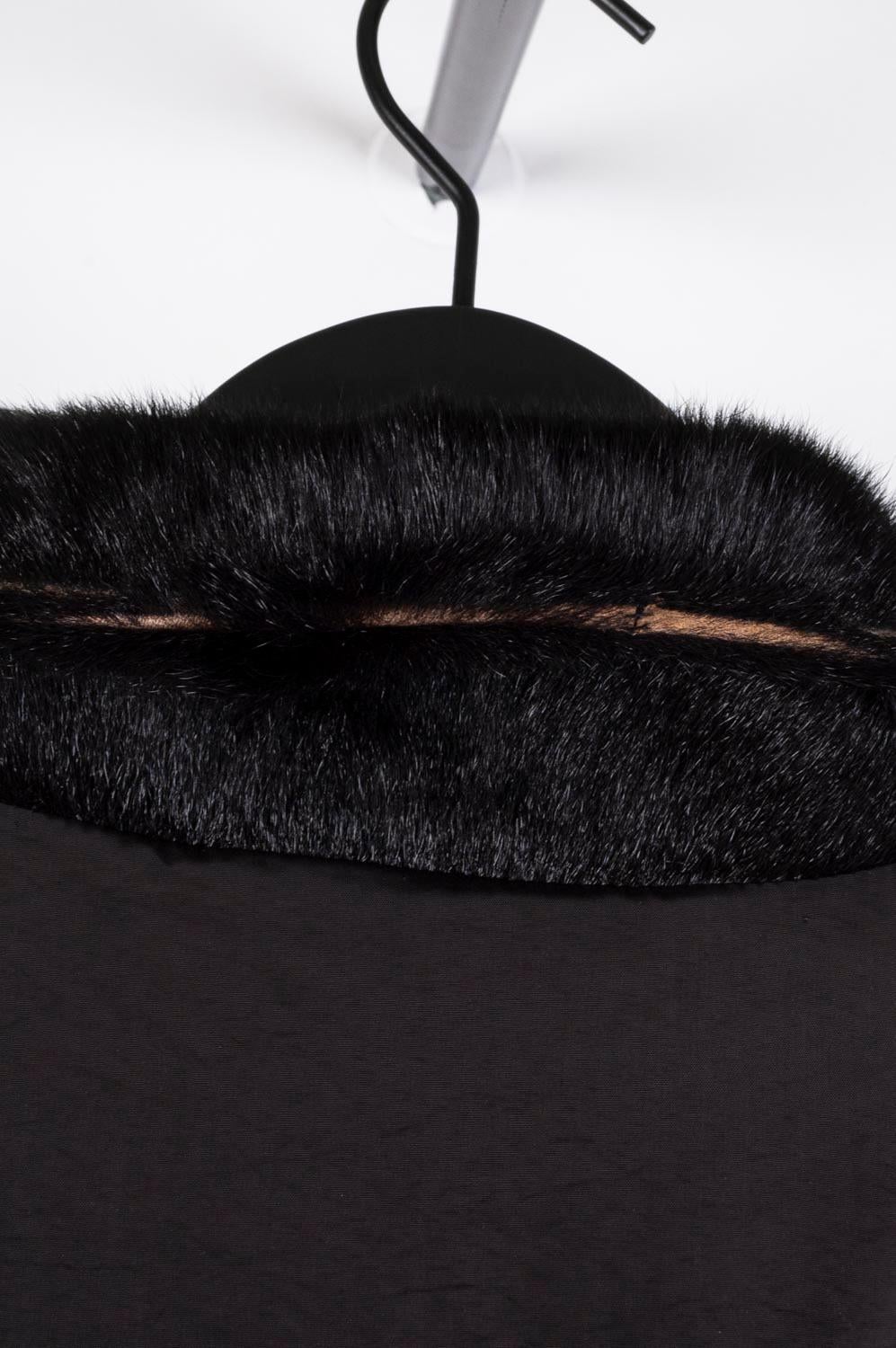 Dolce&Gabbana Men Fur Vest Vintage Mainline Size 50IT (M), S432 For Sale 2