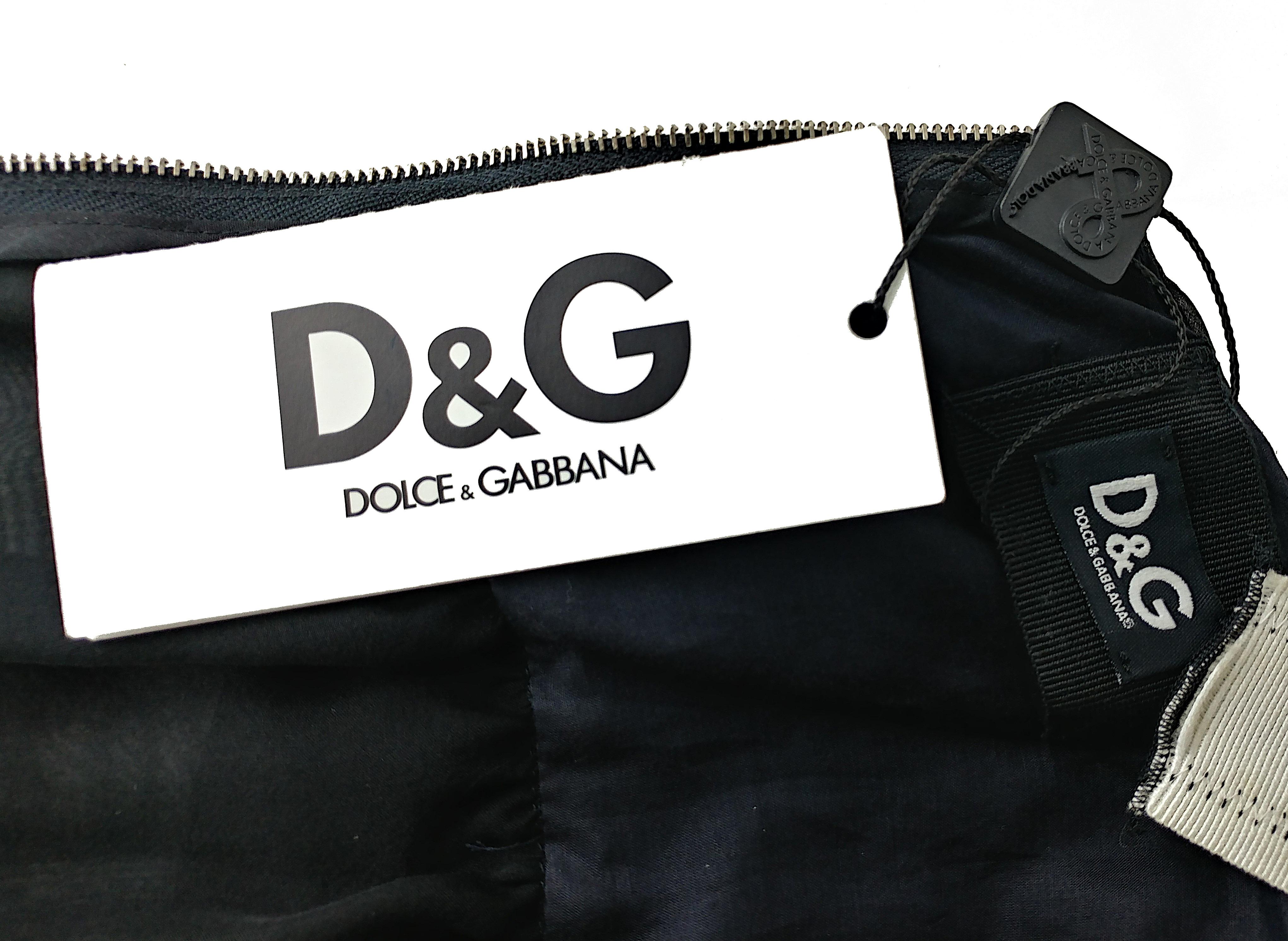 DOLCE&GABBANA – New with Tags – Black Silk Draped Tank Top  Size 8US 40EU 1