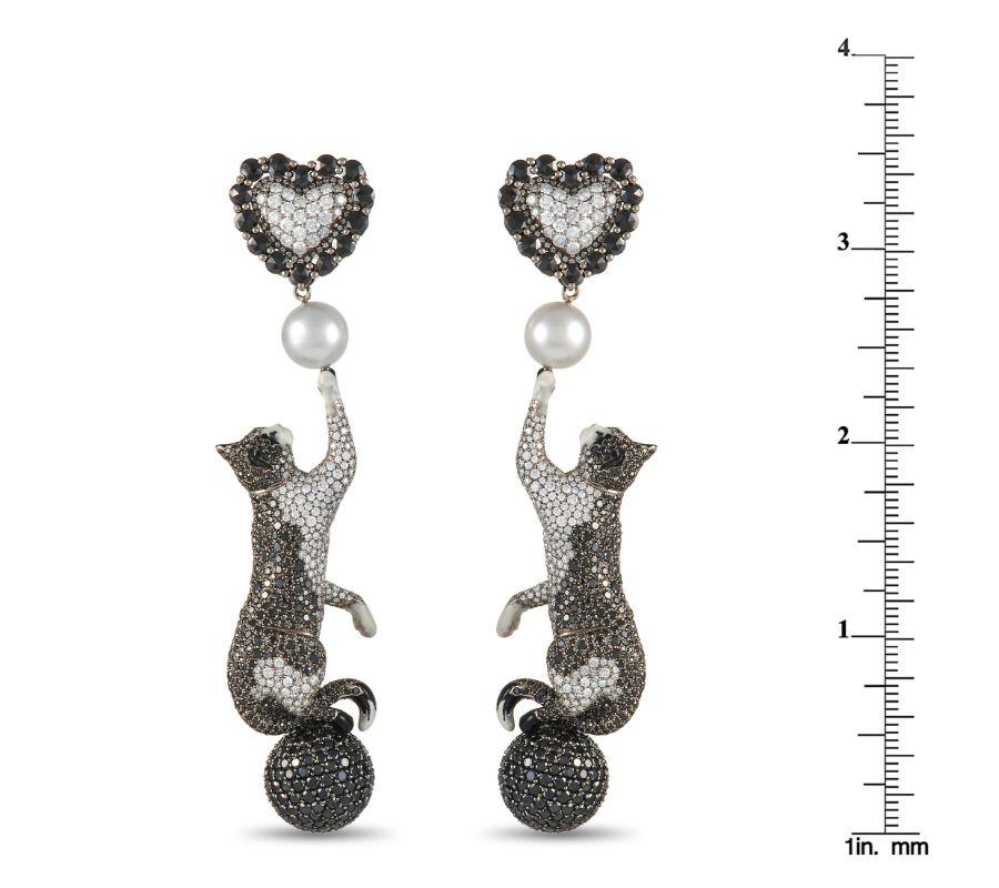 Dolce&Gabbana Panthere 18K White Gold 22.00 Ct Diamond and Pearl Earrings In Excellent Condition In Southampton, PA