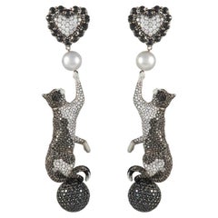 Dolce&amp;amp;Gabbana Boucles d'oreilles panthère en or blanc 18 carats, diamants 22,00 carats et perles